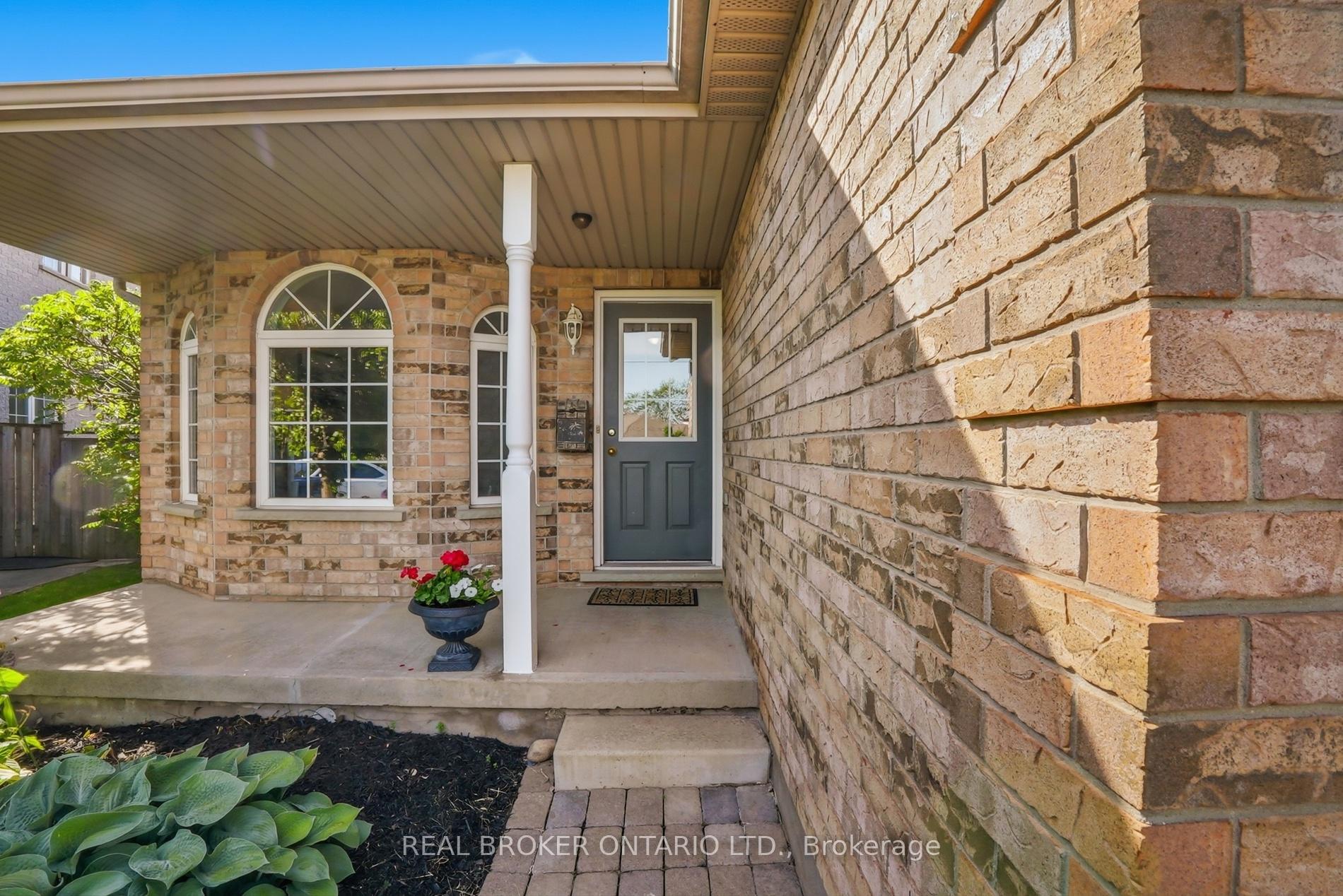 Photo 5 of 26 Kelly Court, Guelph, Willow West/Sugarbush/West Acres — HOMEH