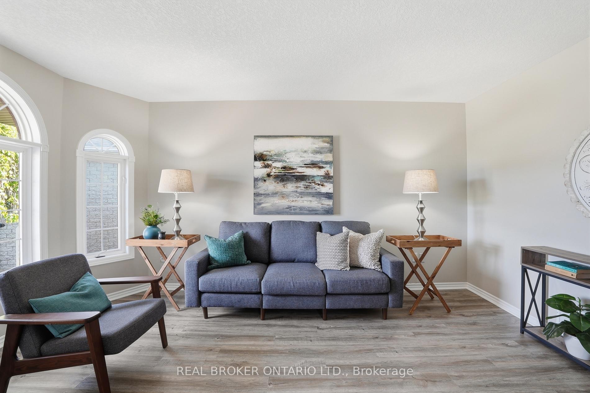 Photo 8 of 26 Kelly Court, Guelph, Willow West/Sugarbush/West Acres — HOMEH