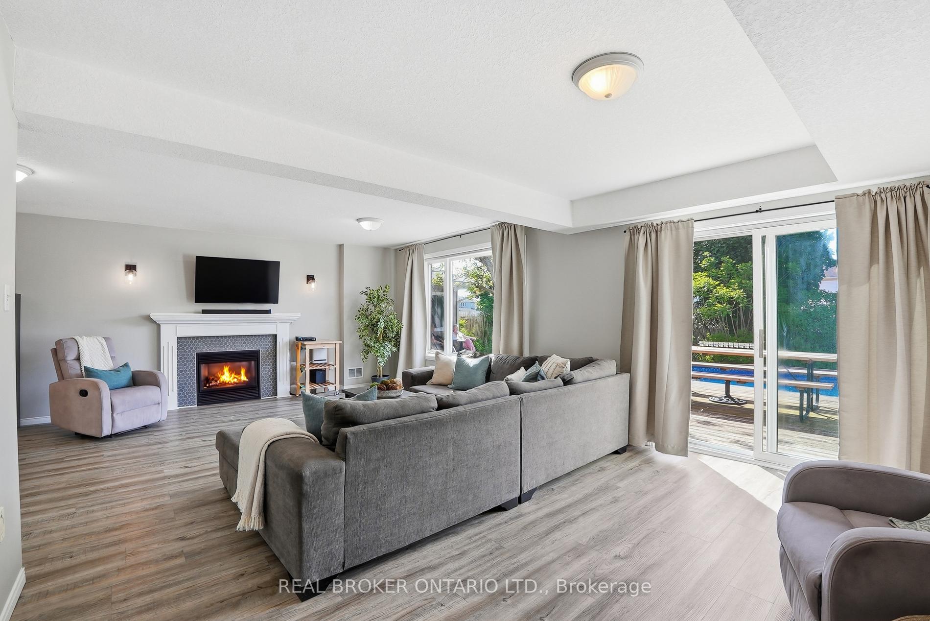 Photo 19 of 26 Kelly Court, Guelph, Willow West/Sugarbush/West Acres — HOMEH