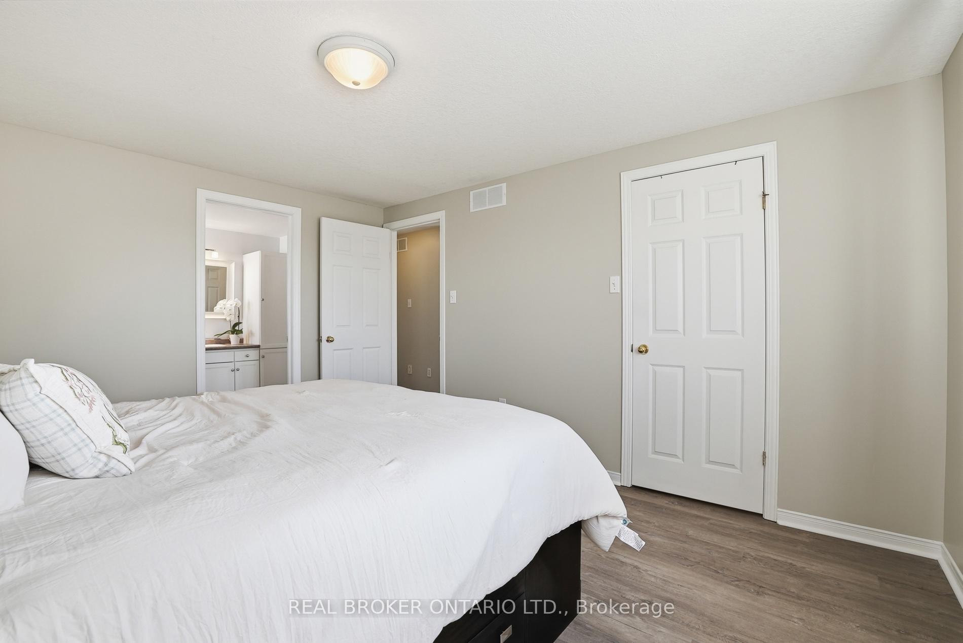 Photo 24 of 26 Kelly Court, Guelph, Willow West/Sugarbush/West Acres — HOMEH