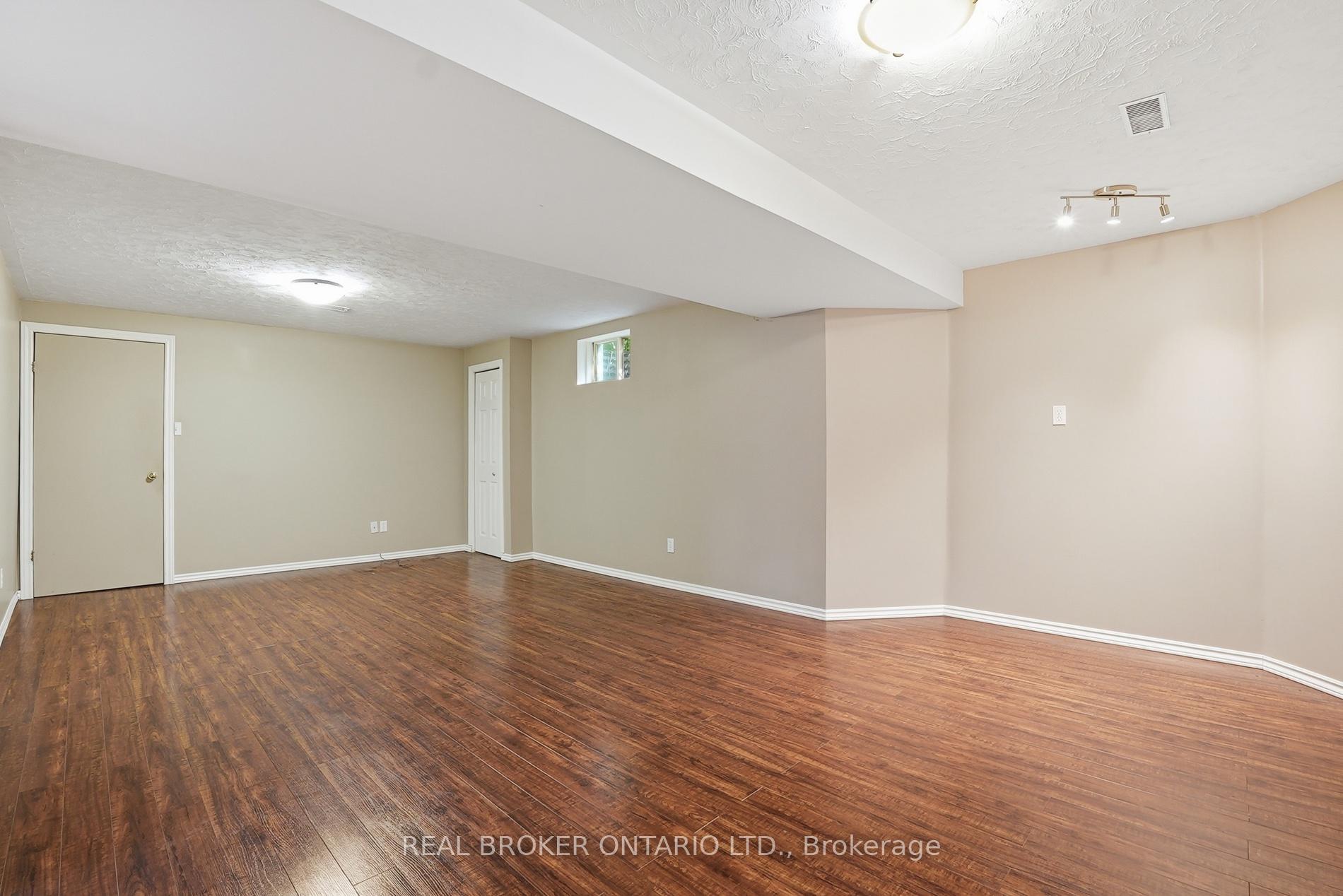 Photo 30 of 26 Kelly Court, Guelph, Willow West/Sugarbush/West Acres — HOMEH