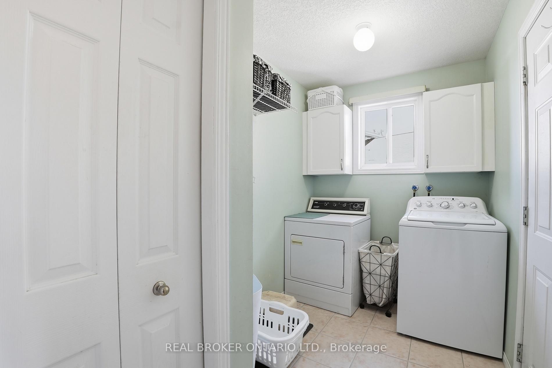 Photo 34 of 26 Kelly Court, Guelph, Willow West/Sugarbush/West Acres — HOMEH