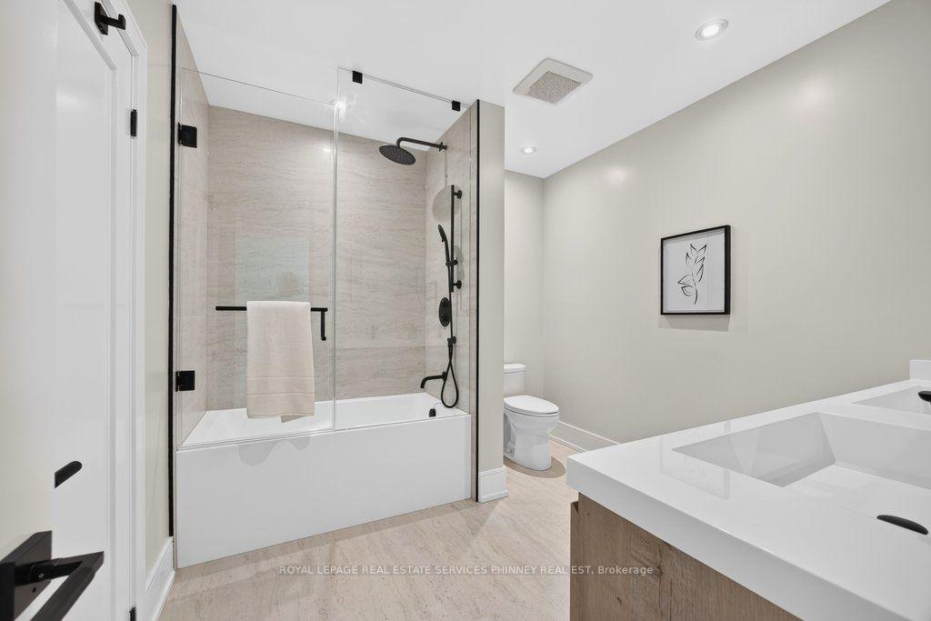 Photo 35 of 1340 Contour Drive, Mississauga, Clarkson — HOMEH
