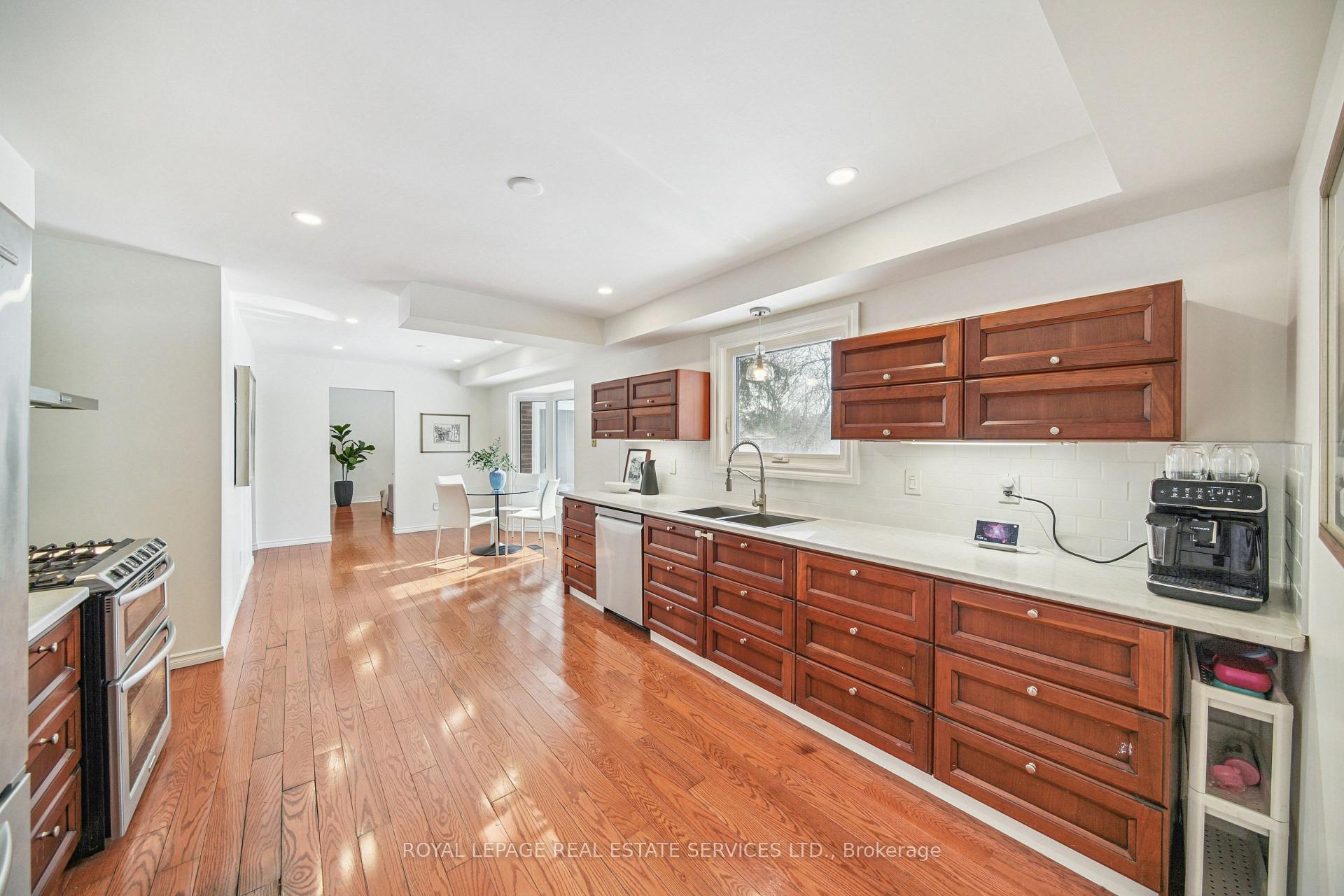 Photo 16 of 40 Stonemanse Court, Scarborough, Woburn — HOMEH