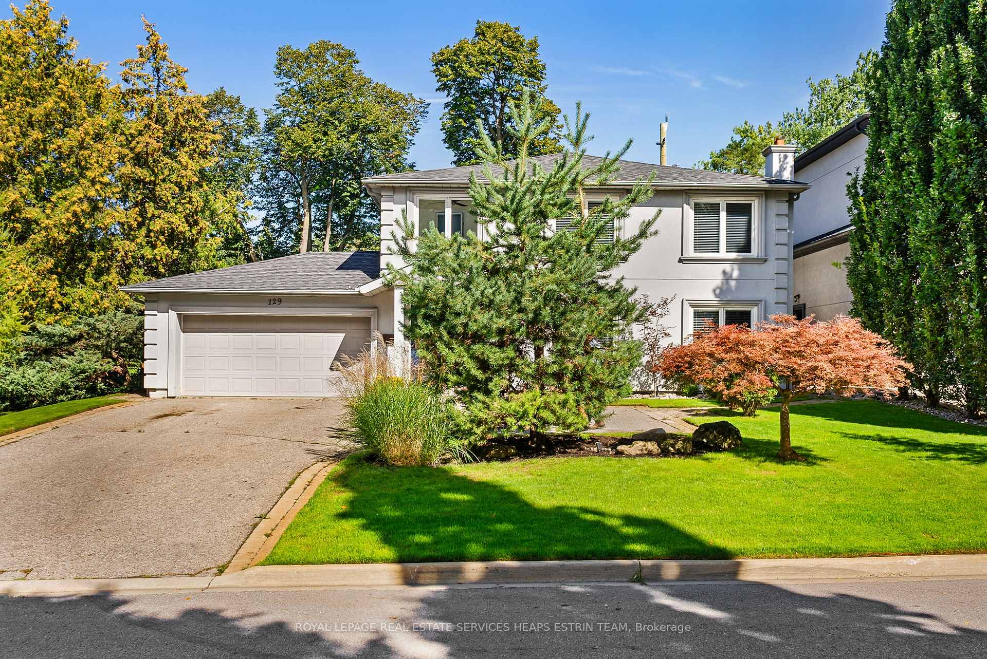 Photo 4 of 129 Babcombe Drive, Markham, Bayview Glen — HOMEH