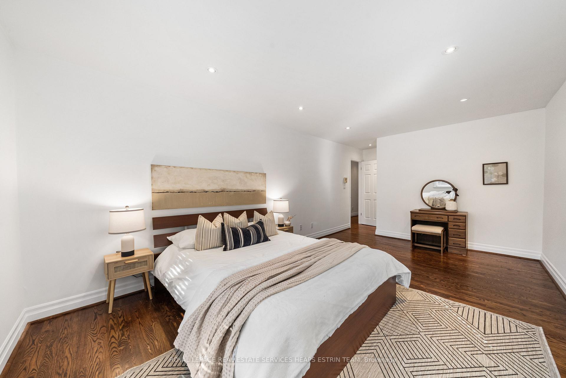 Photo 27 of 129 Babcombe Drive, Markham, Bayview Glen — HOMEH