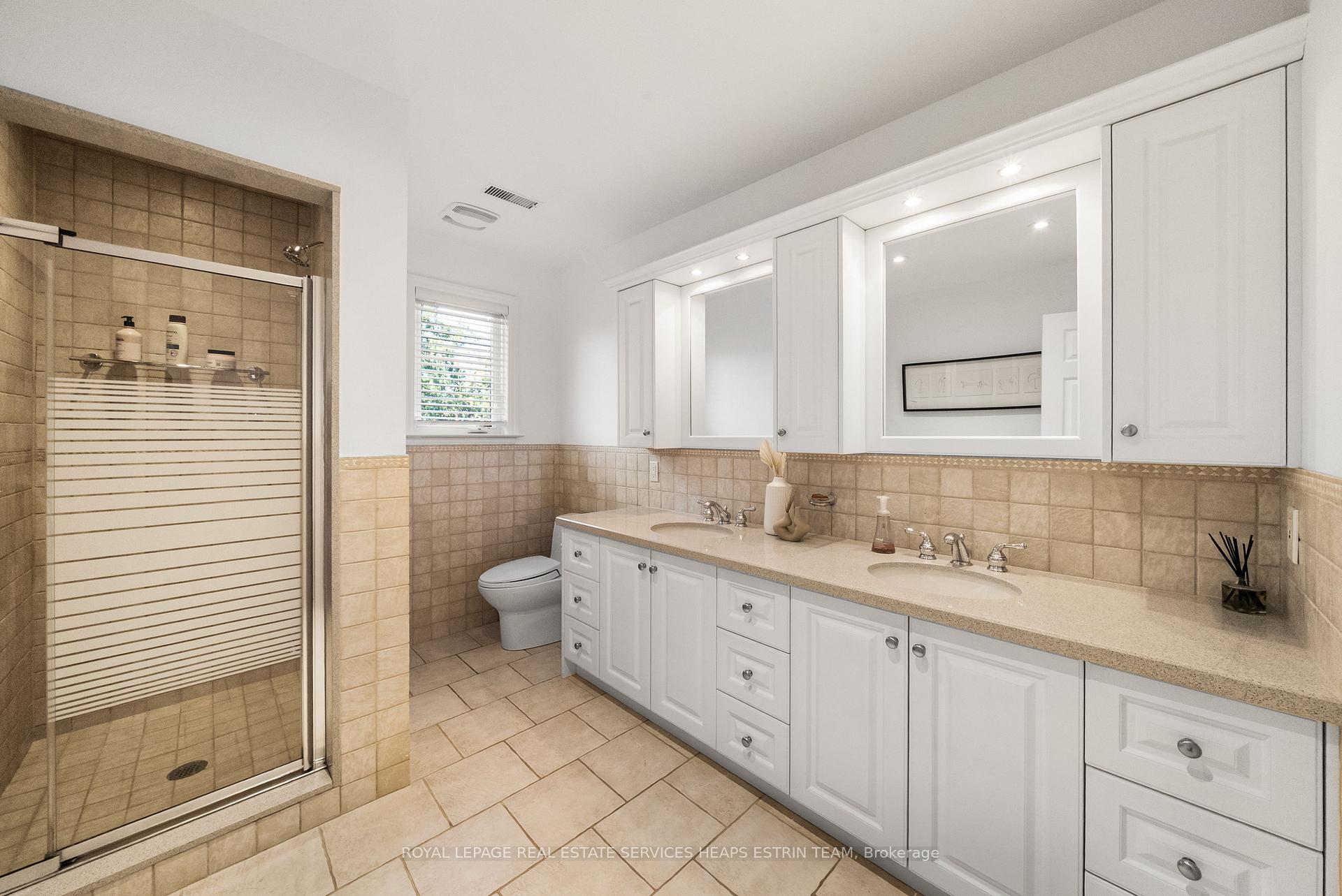 Photo 30 of 129 Babcombe Drive, Markham, Bayview Glen — HOMEH