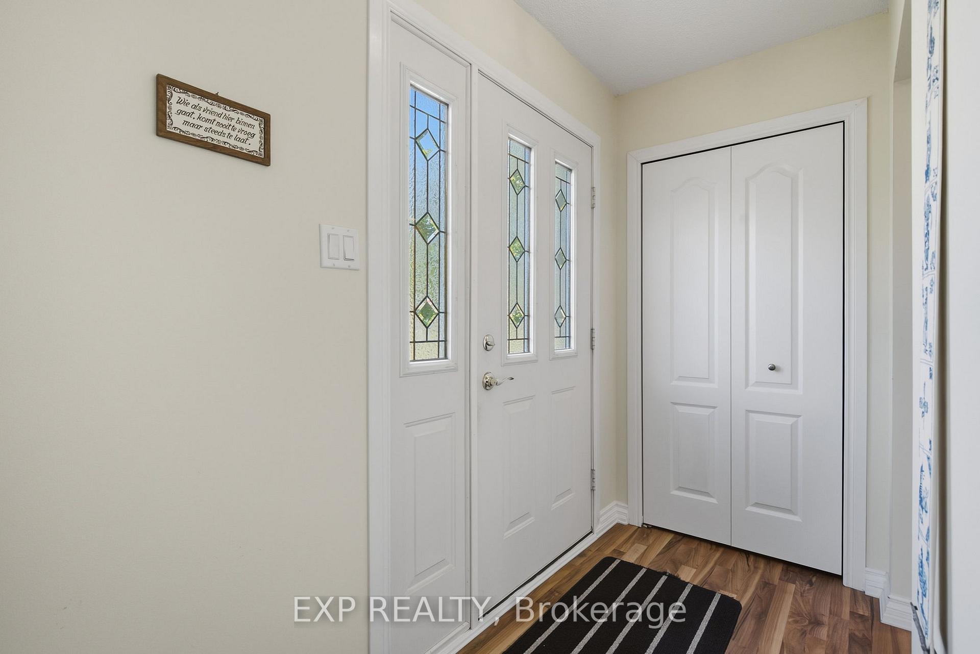 Photo 4 of 320 Culver Place, London, East H — HOMEH