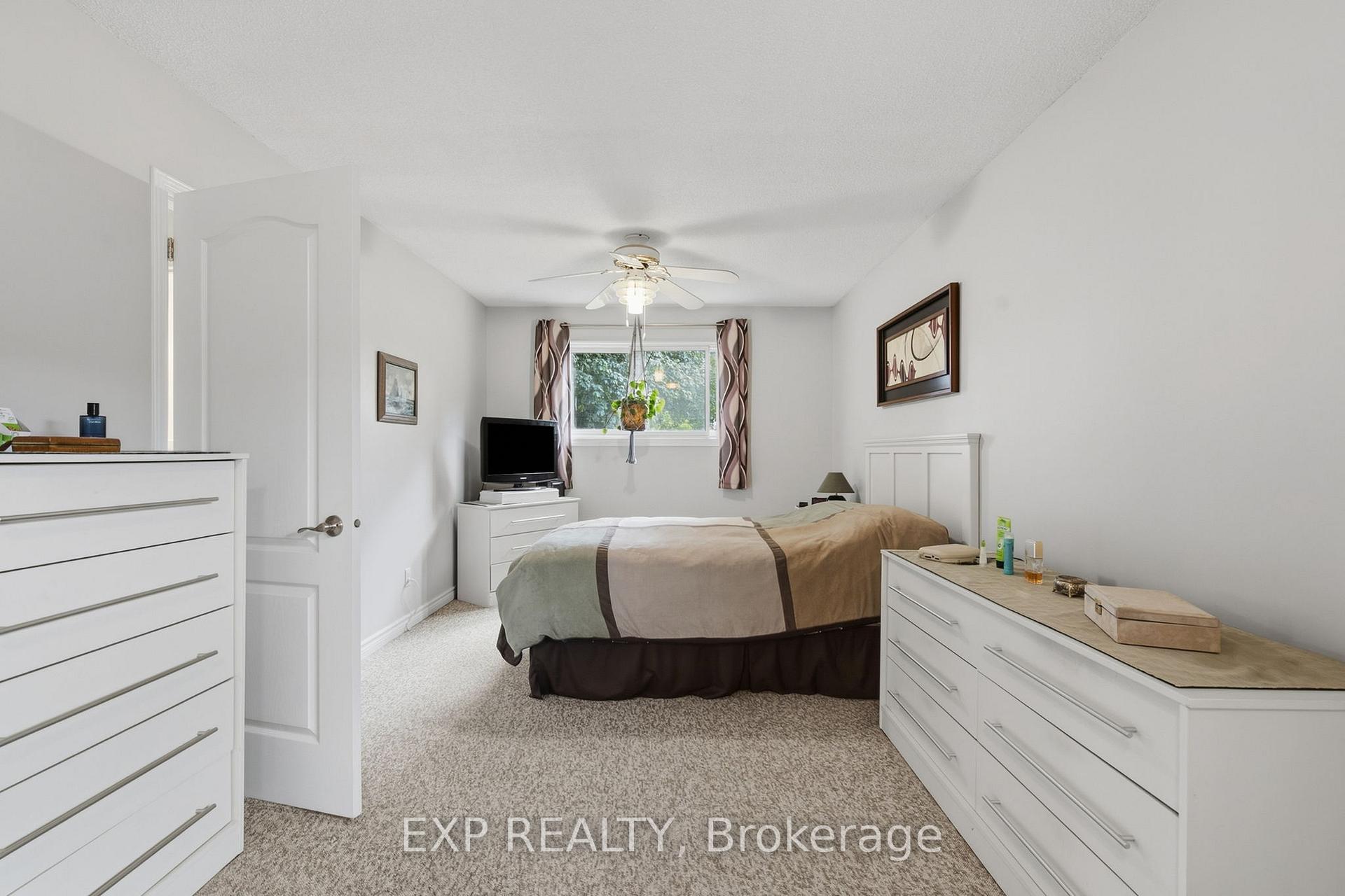 Photo 18 of 320 Culver Place, London, East H — HOMEH
