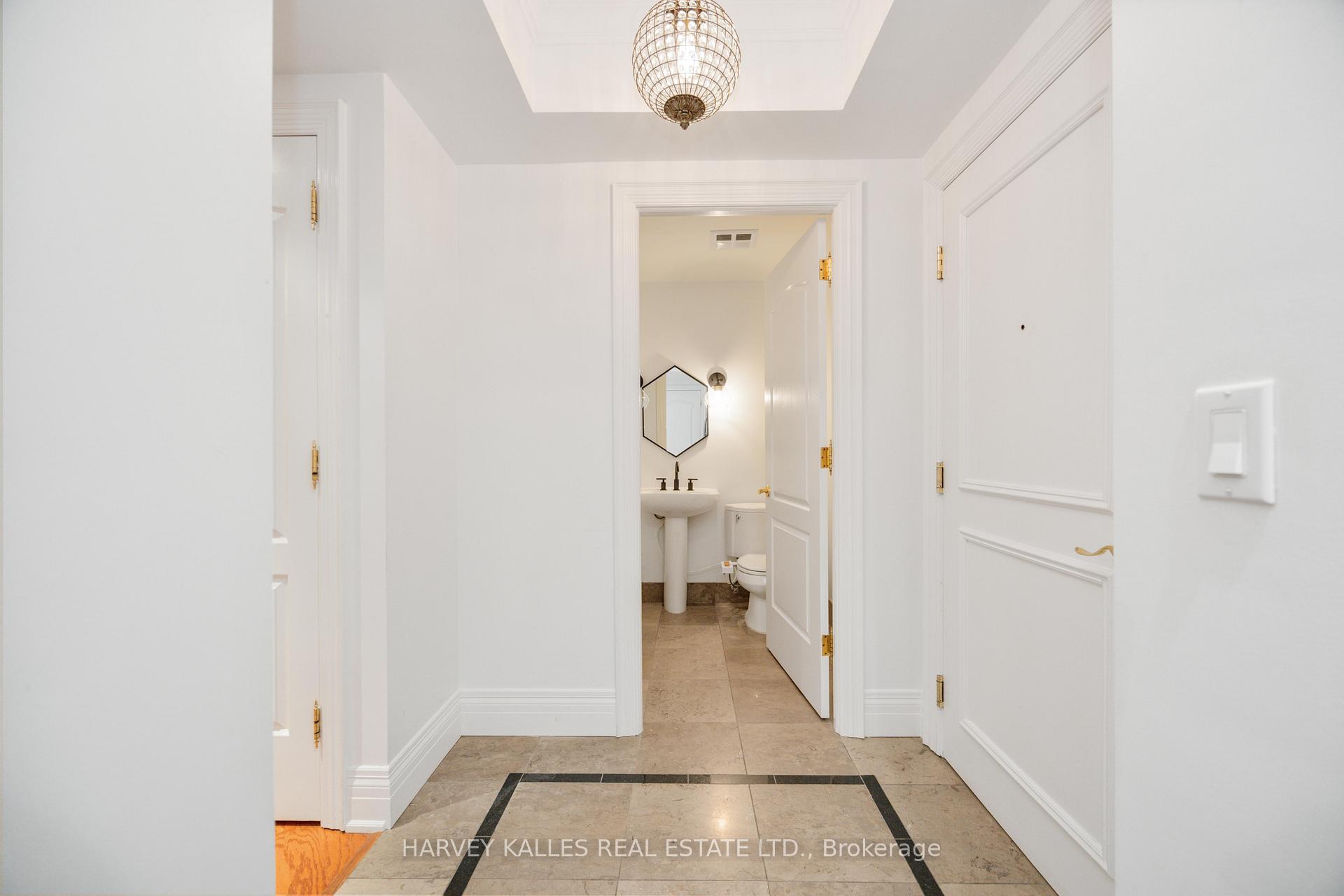Photo 5 of Unit 201, 33 Delisle Avenue, Toronto, Yonge-St. Clair — HOMEH