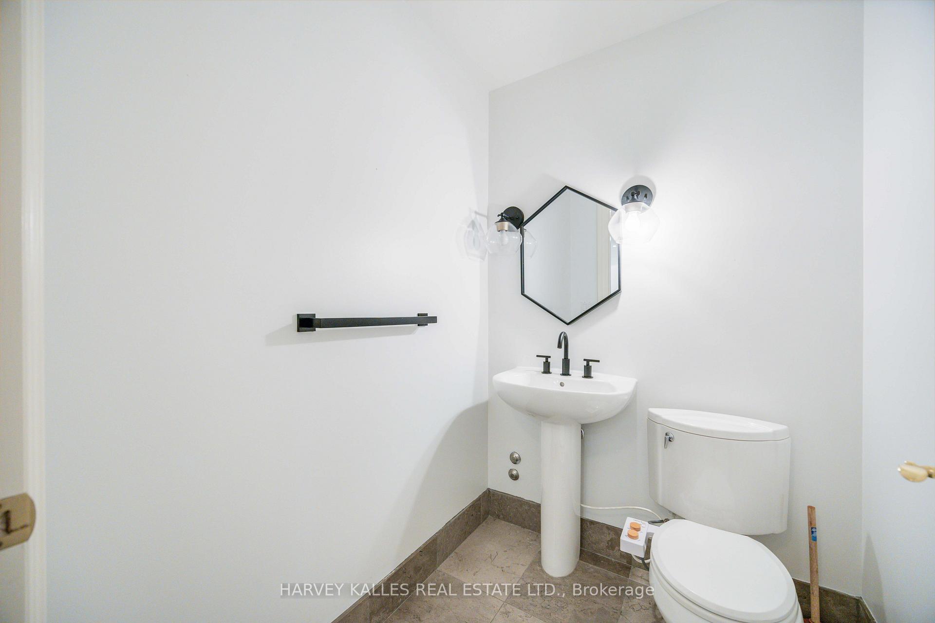 Photo 6 of Unit 201, 33 Delisle Avenue, Toronto, Yonge-St. Clair — HOMEH