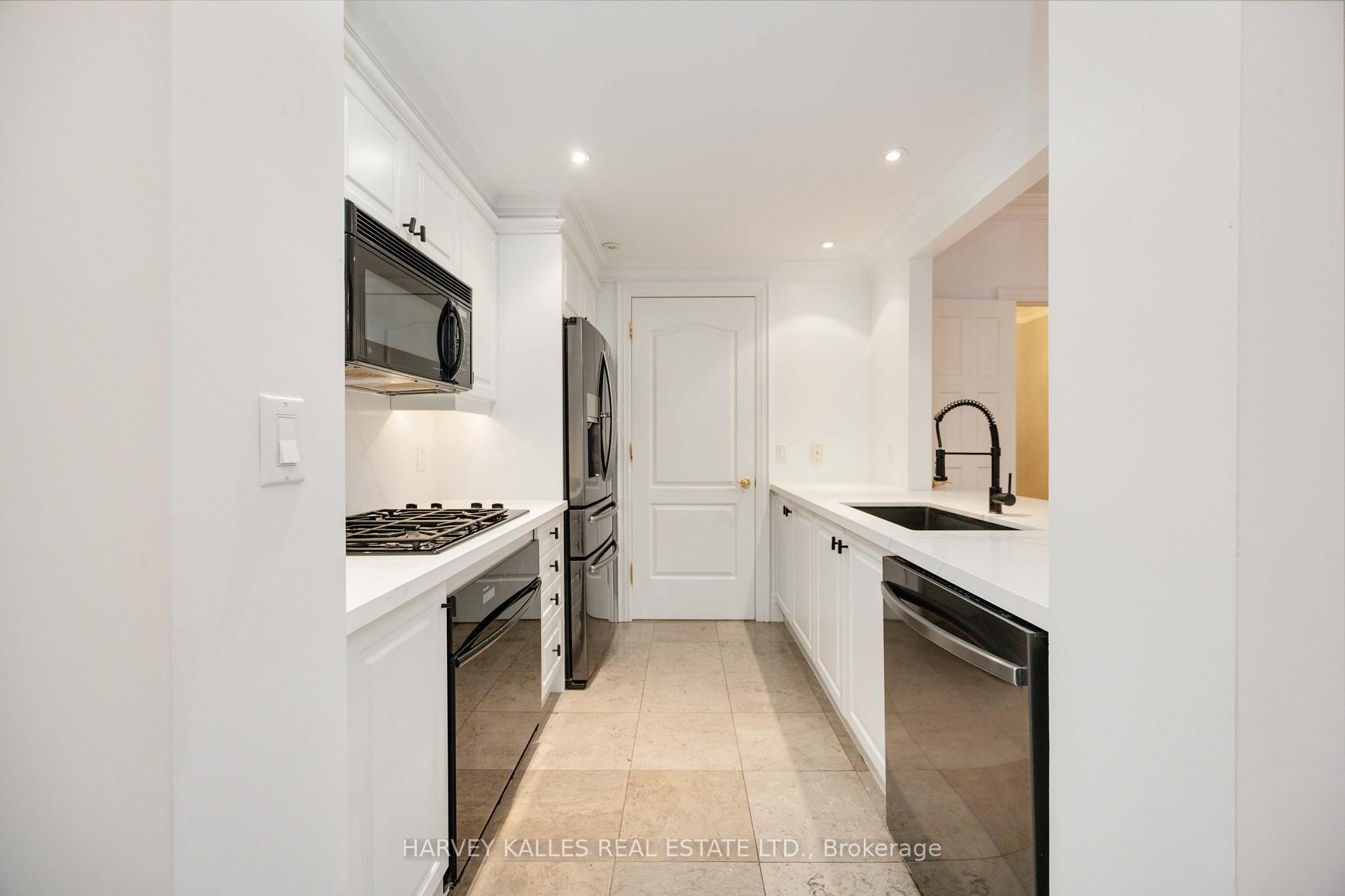 Photo 8 of Unit 201, 33 Delisle Avenue, Toronto, Yonge-St. Clair — HOMEH