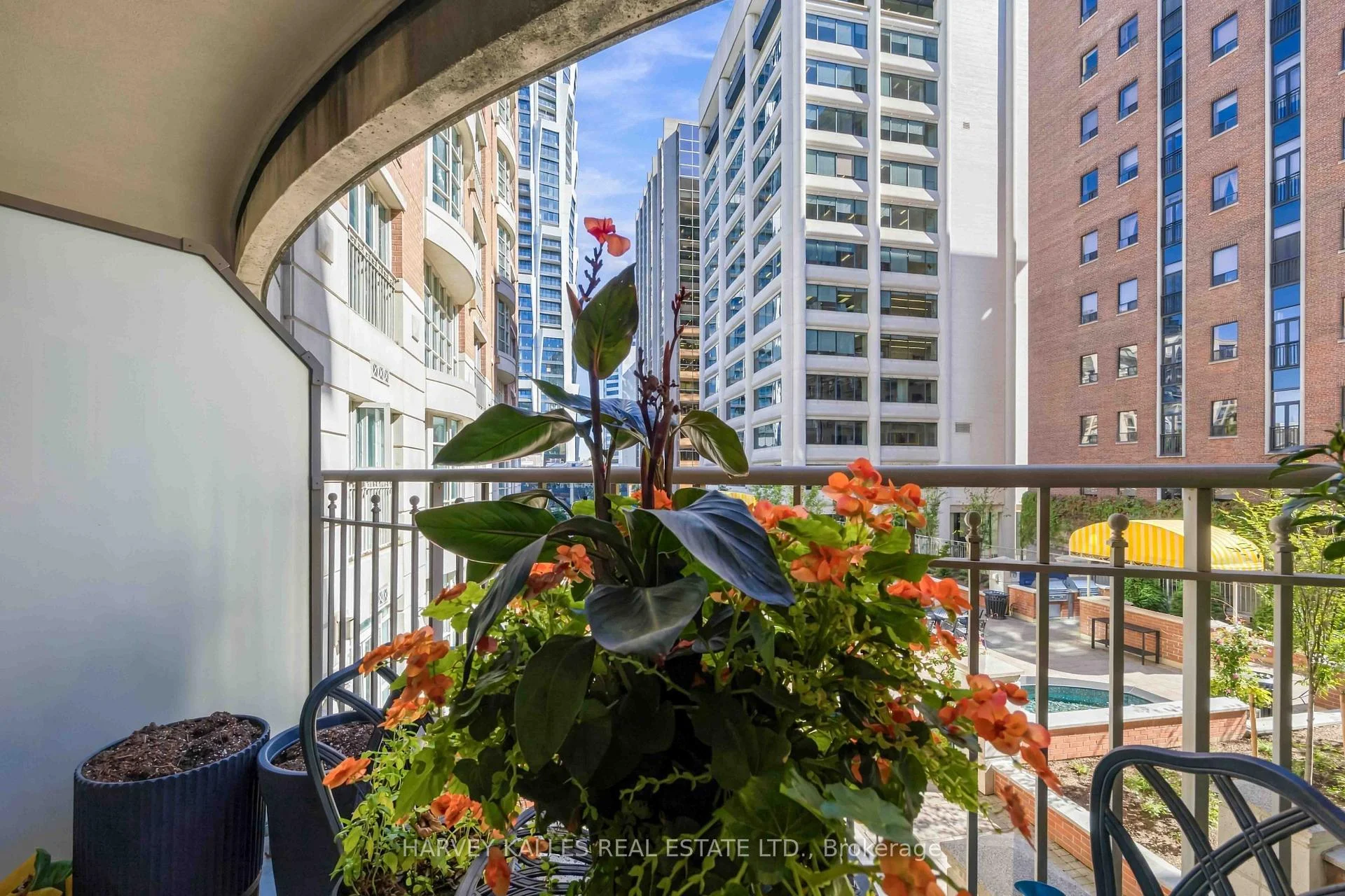 Photo 50 of Unit 201, 33 Delisle Avenue, Toronto, Yonge-St. Clair — HOMEH