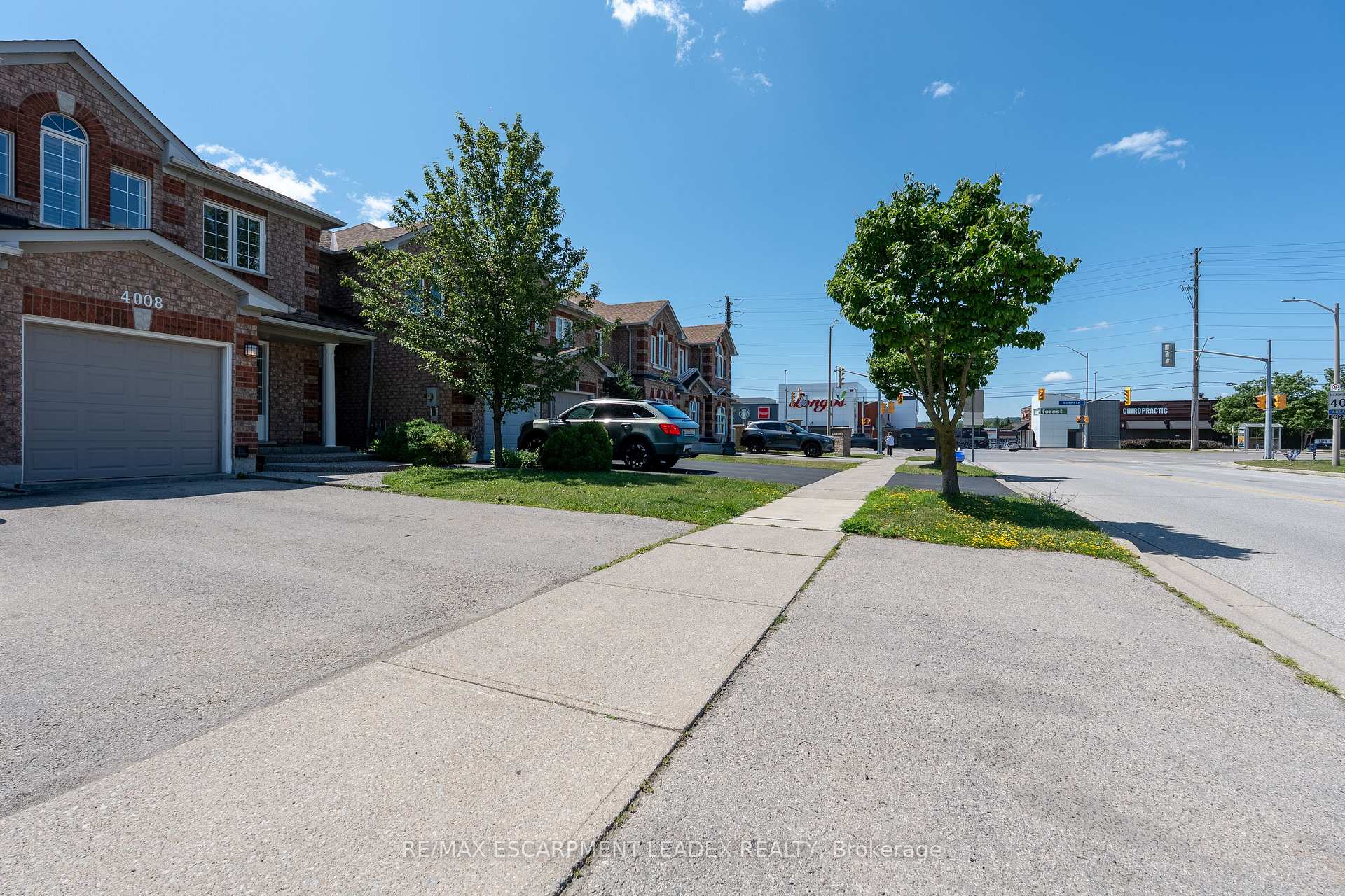 Photo 2 of 4008 Berton Avenue, Burlington, Rose — HOMEH