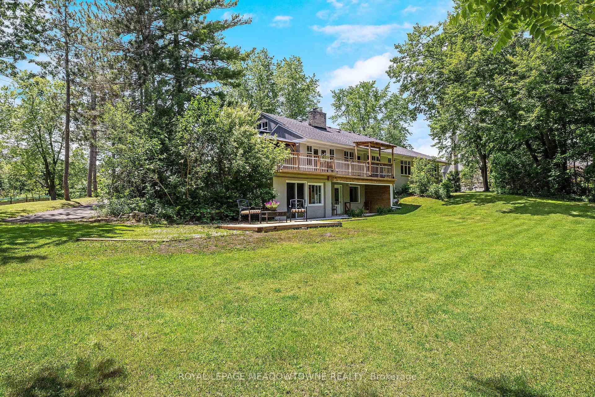 Photo 38 of 161 Confederation Street, Halton Hills, Glen Williams — HOMEH
