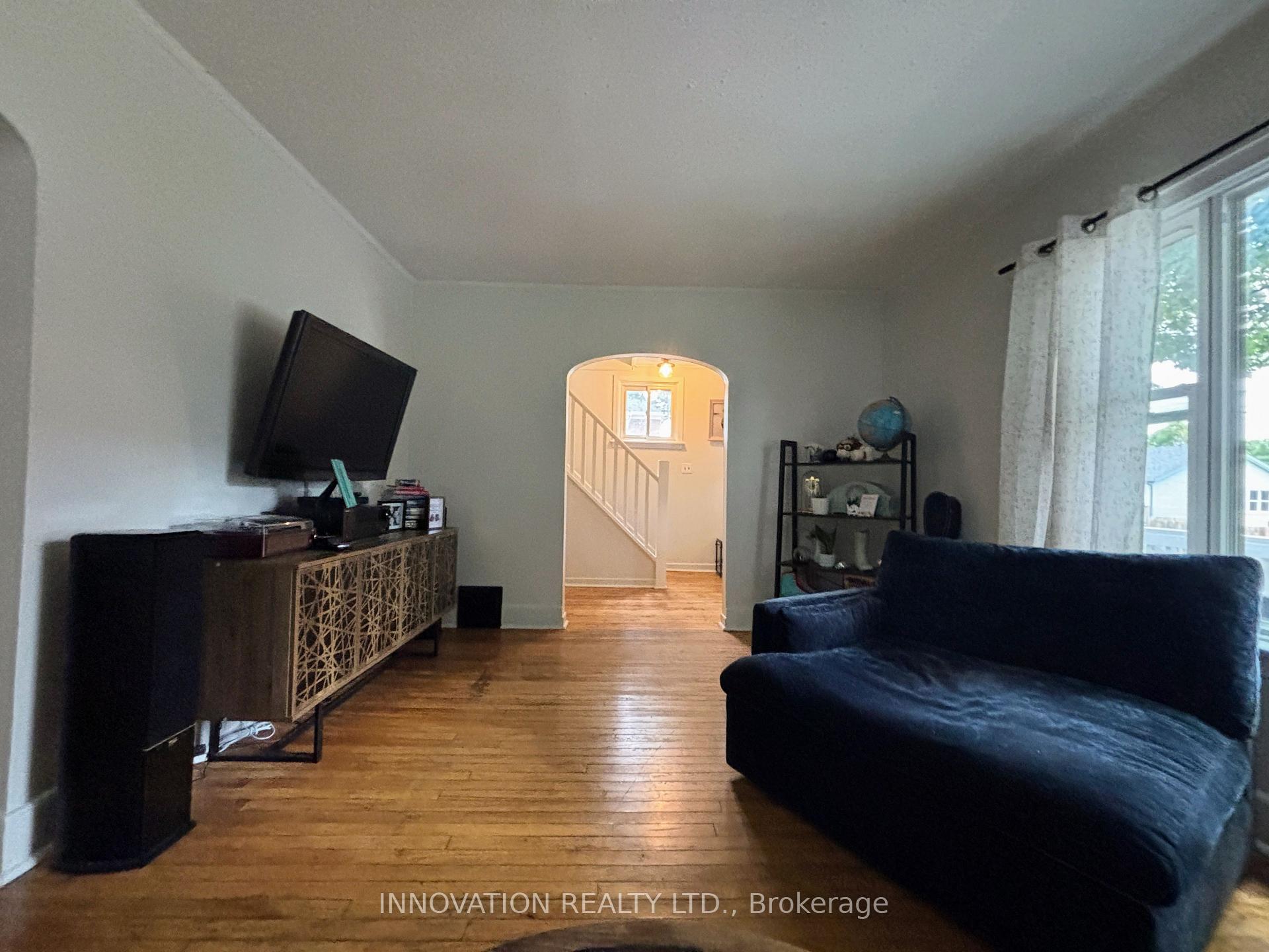 Photo 8 of 57 Aberdeen Avenue, Smiths Falls, Smiths Falls — HOMEH