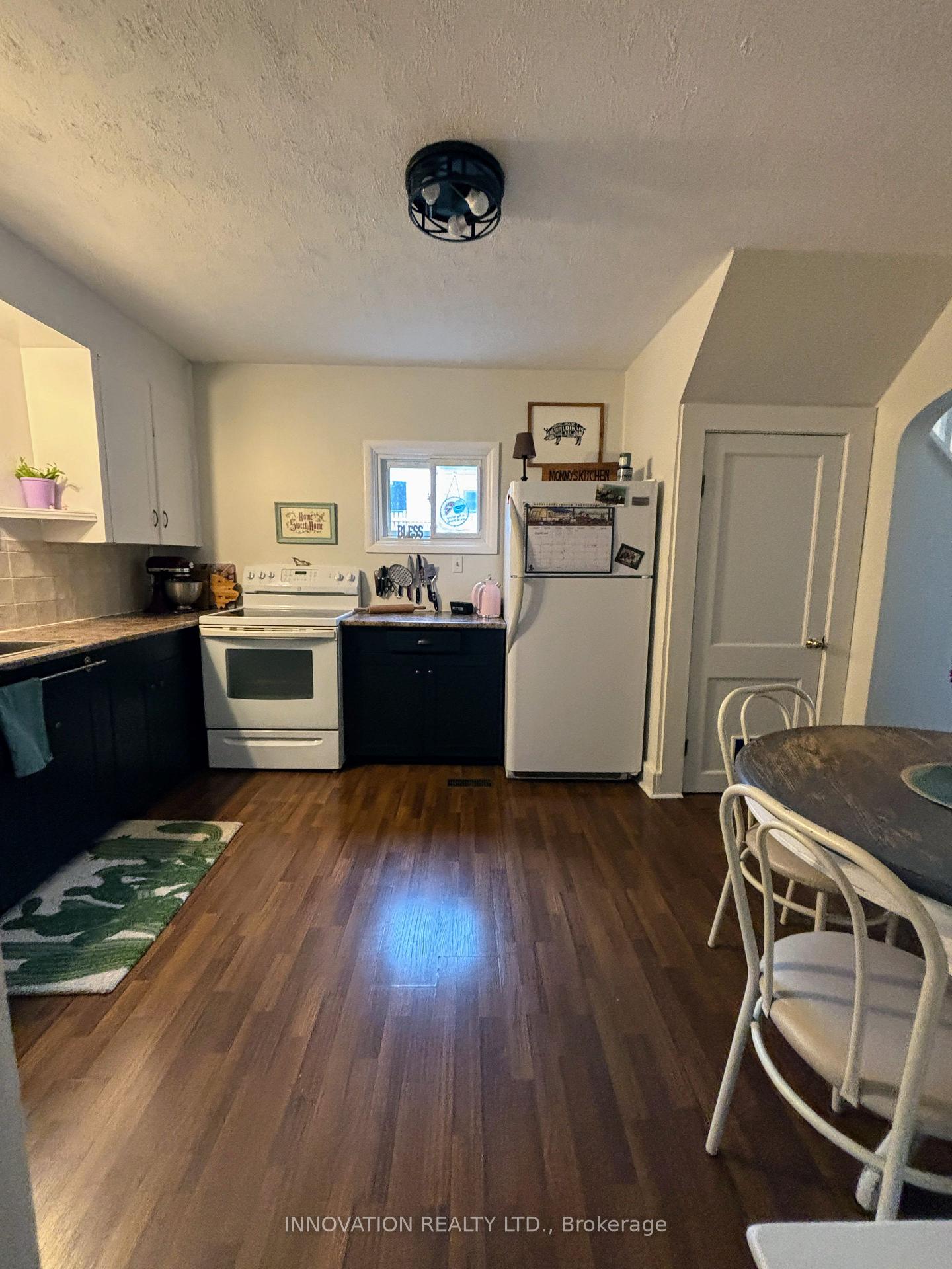 Photo 18 of 57 Aberdeen Avenue, Smiths Falls, Smiths Falls — HOMEH