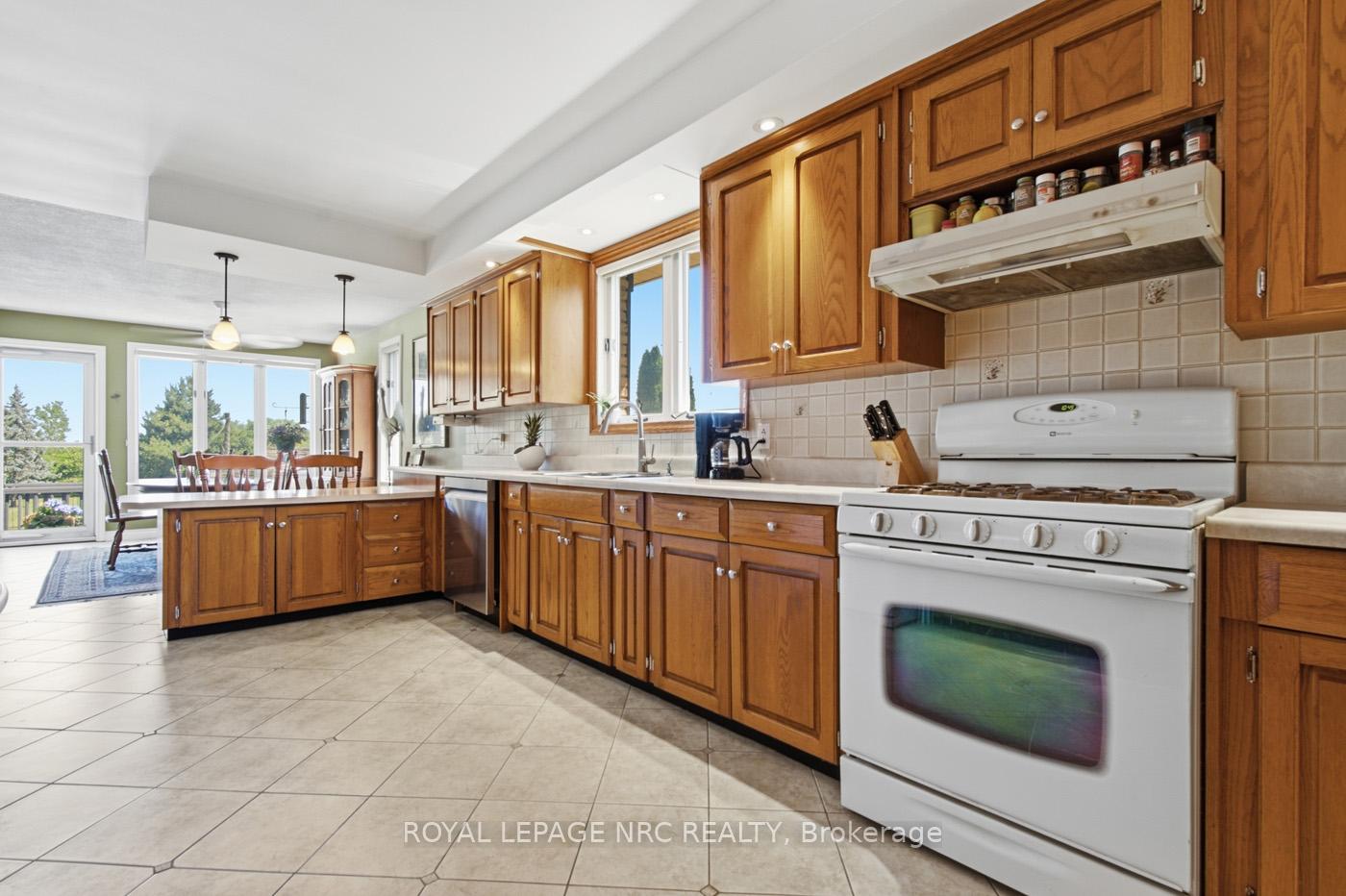 Photo 10 of 1750 York Road, Niagara-on-the-Lake, St. Davids — HOMEH