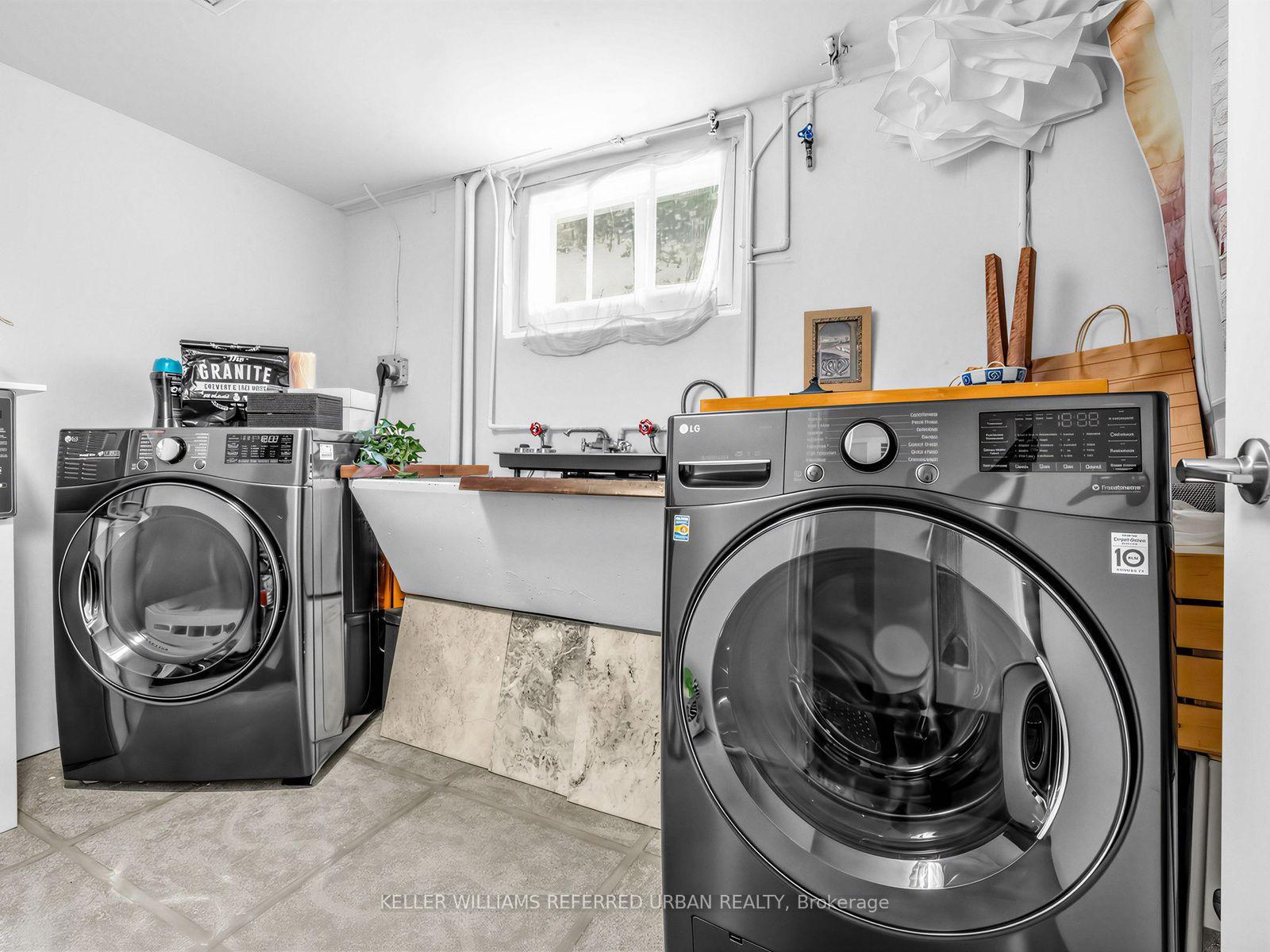 Photo 13 of 246 Burnett Avenue, North York, Lansing-Westgate — HOMEH