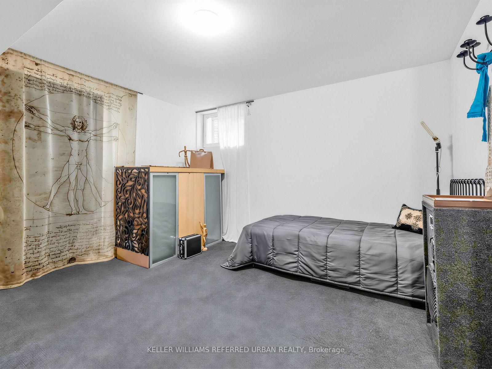 Photo 15 of 246 Burnett Avenue, North York, Lansing-Westgate — HOMEH