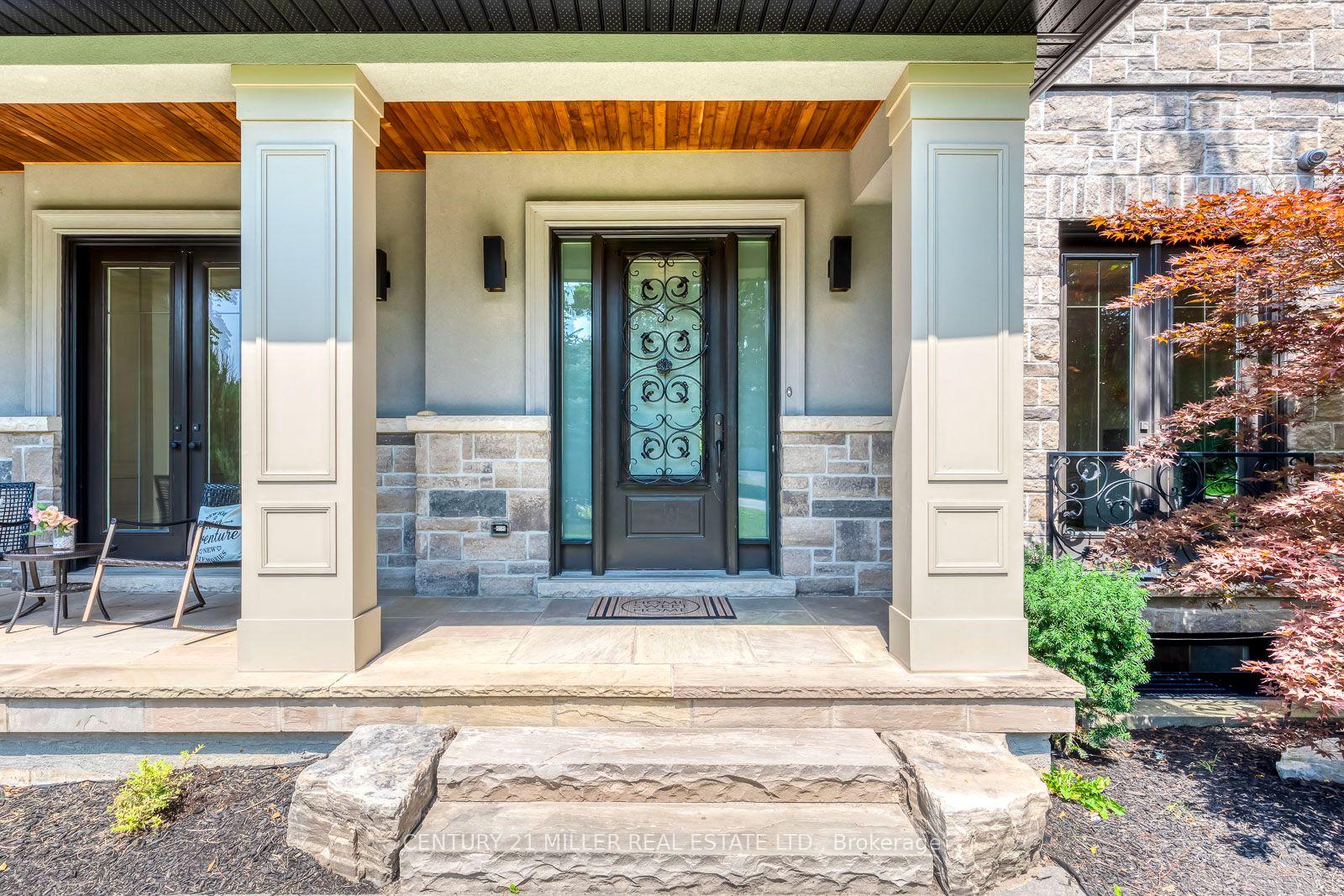 Photo 3 of 1399 Willowdown Road, Oakville, Southwest — HOMEH