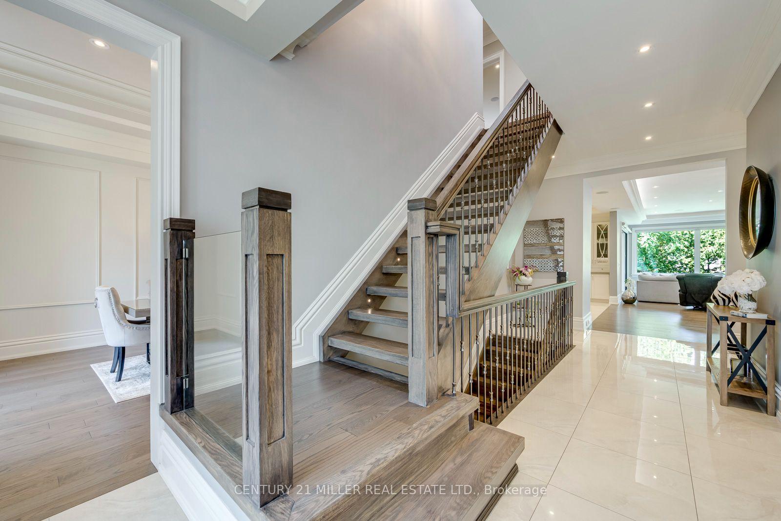 Photo 6 of 1399 Willowdown Road, Oakville, Southwest — HOMEH