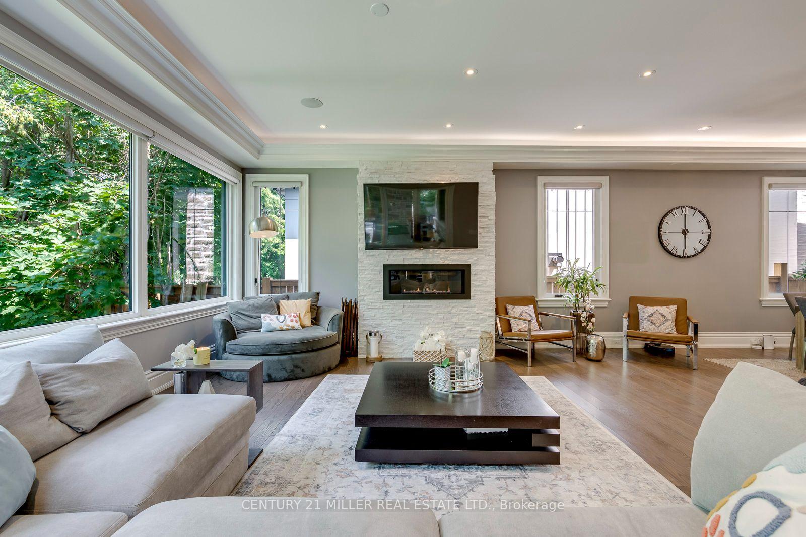 Photo 16 of 1399 Willowdown Road, Oakville, Southwest — HOMEH