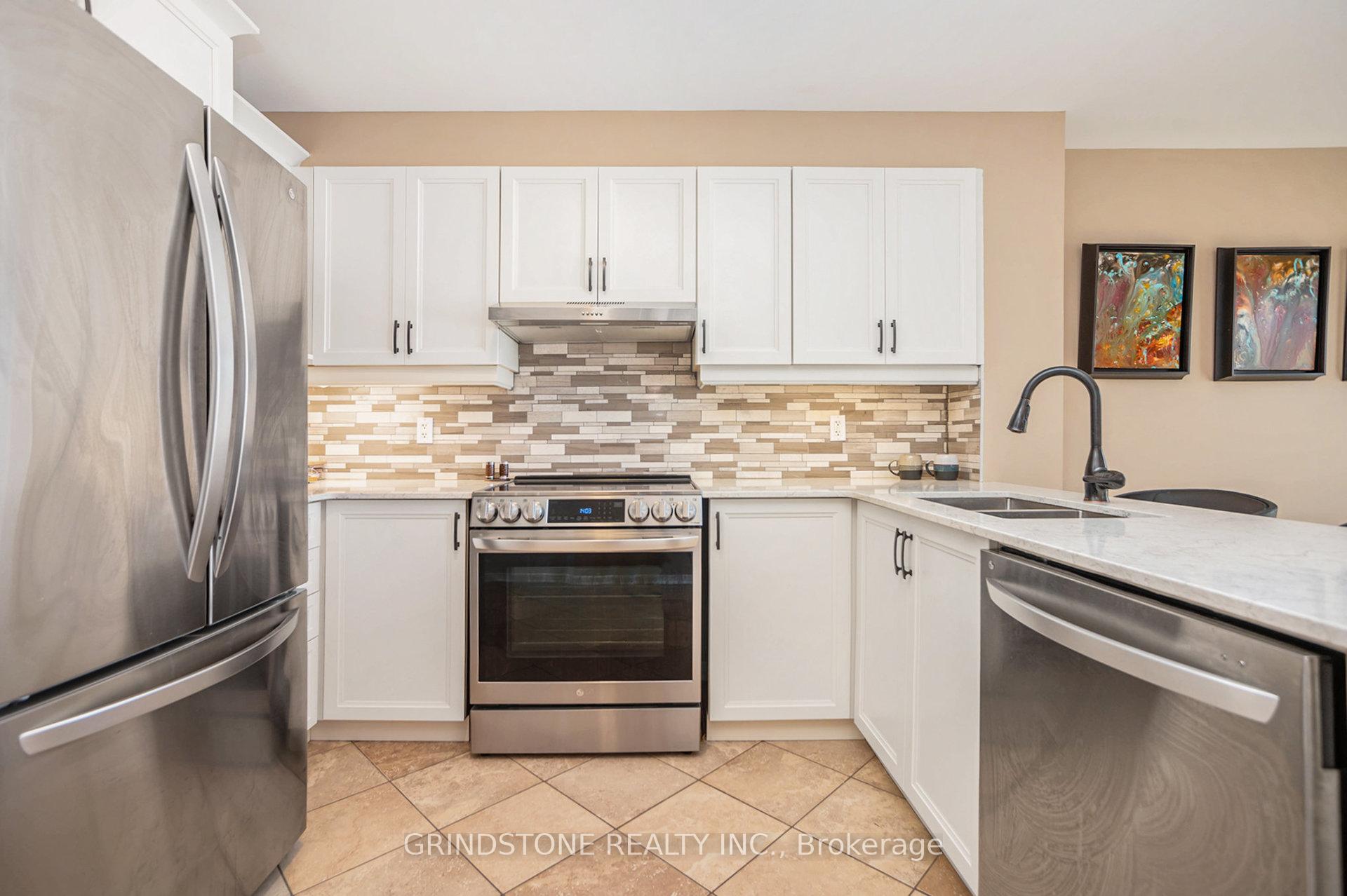 Photo 4 of 904 Longfields Drive, Ottawa, Barrhaven - Longfields — HOMEH