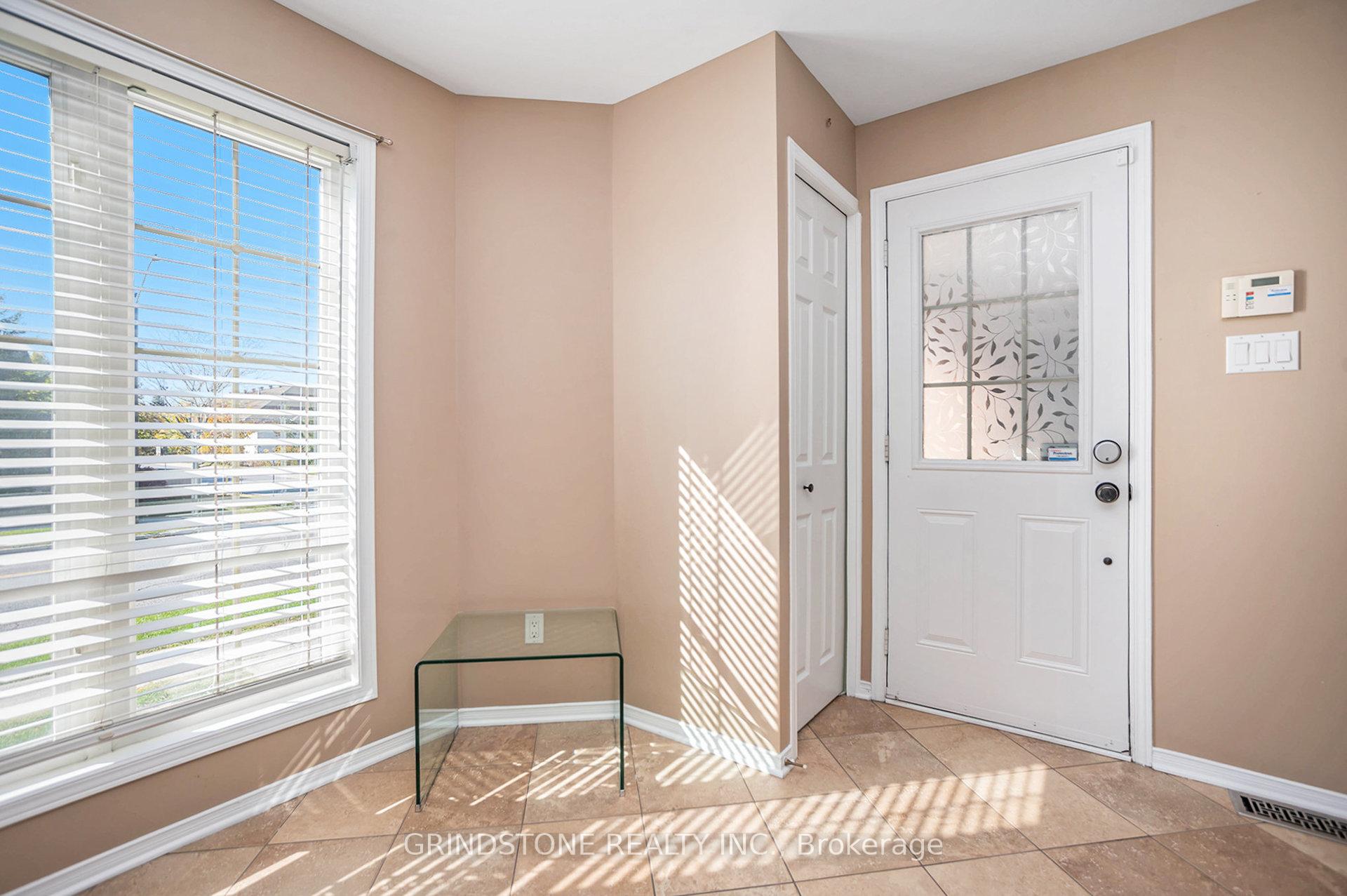Photo 7 of 904 Longfields Drive, Ottawa, Barrhaven - Longfields — HOMEH