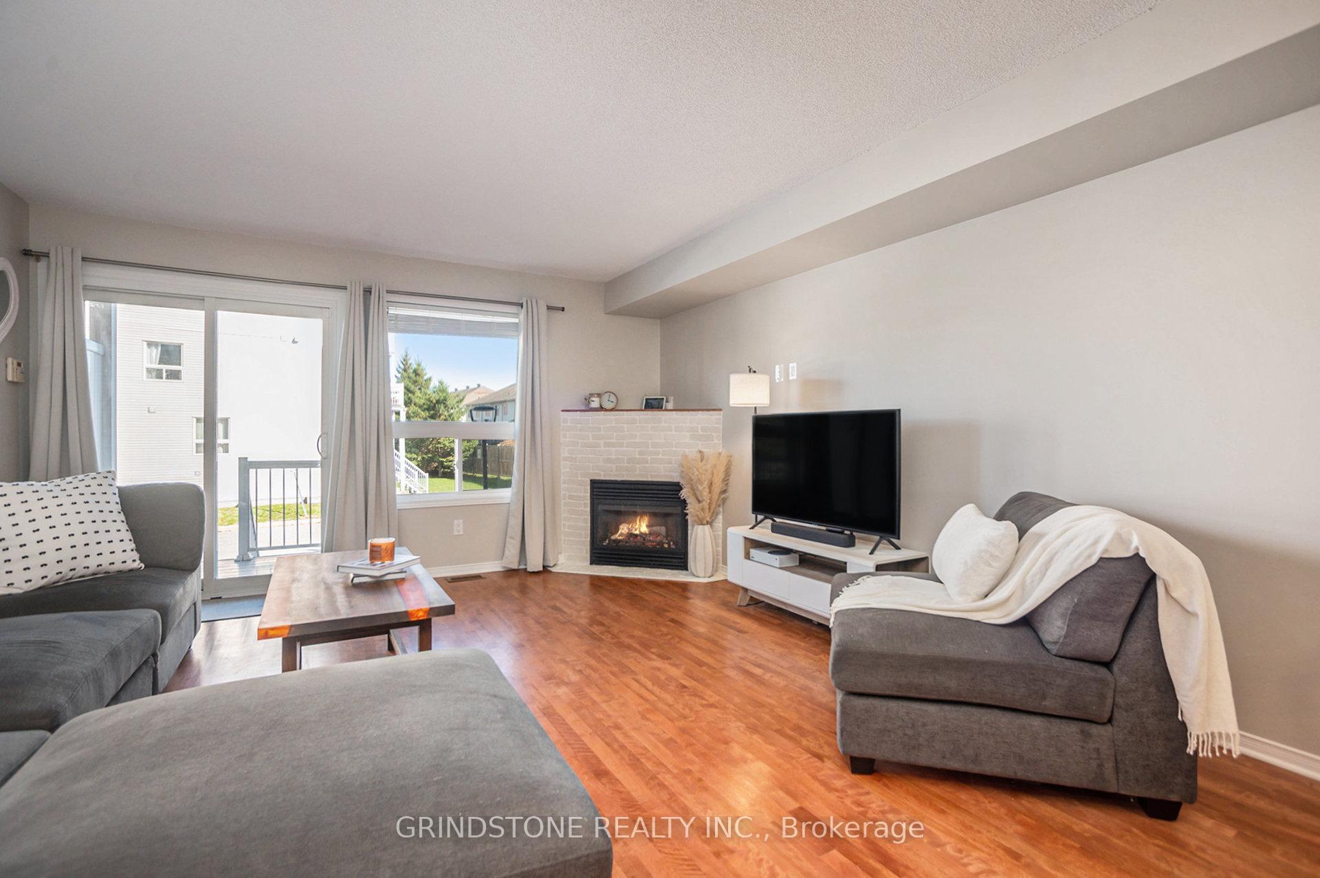 Photo 9 of 904 Longfields Drive, Ottawa, Barrhaven - Longfields — HOMEH