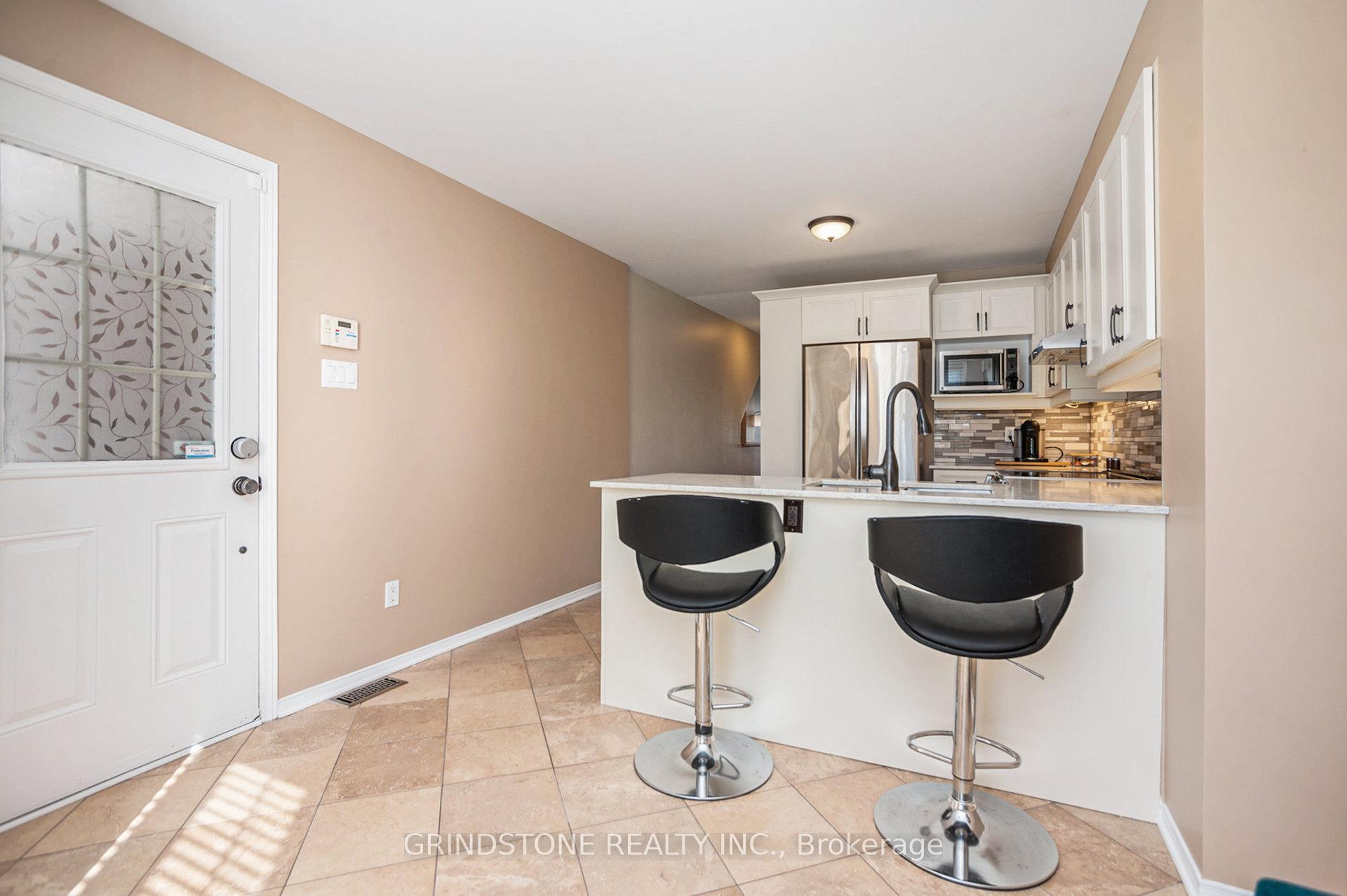 Photo 8 of 904 Longfields Drive, Ottawa, Barrhaven - Longfields — HOMEH