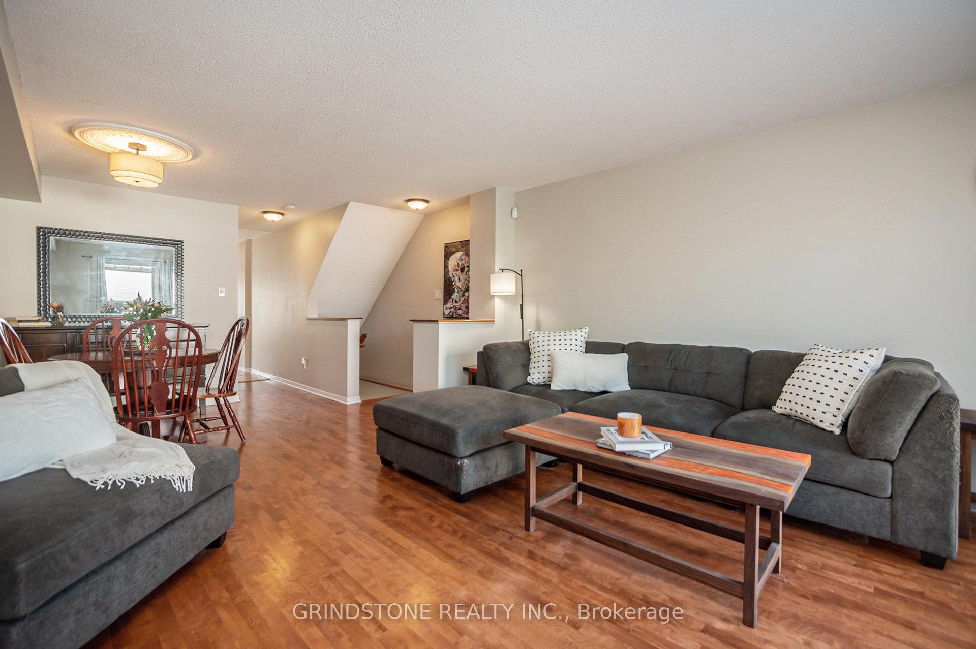 Photo 10 of 904 Longfields Drive, Ottawa, Barrhaven - Longfields — HOMEH