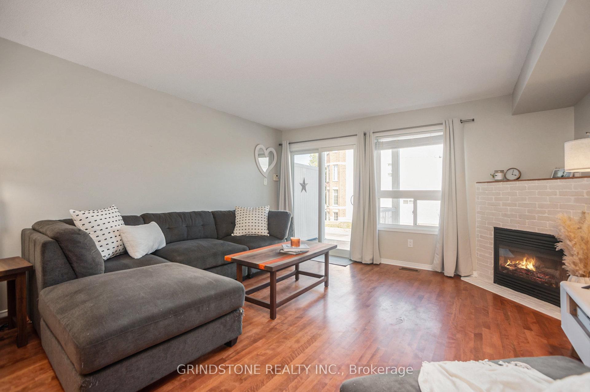 Photo 12 of 904 Longfields Drive, Ottawa, Barrhaven - Longfields — HOMEH