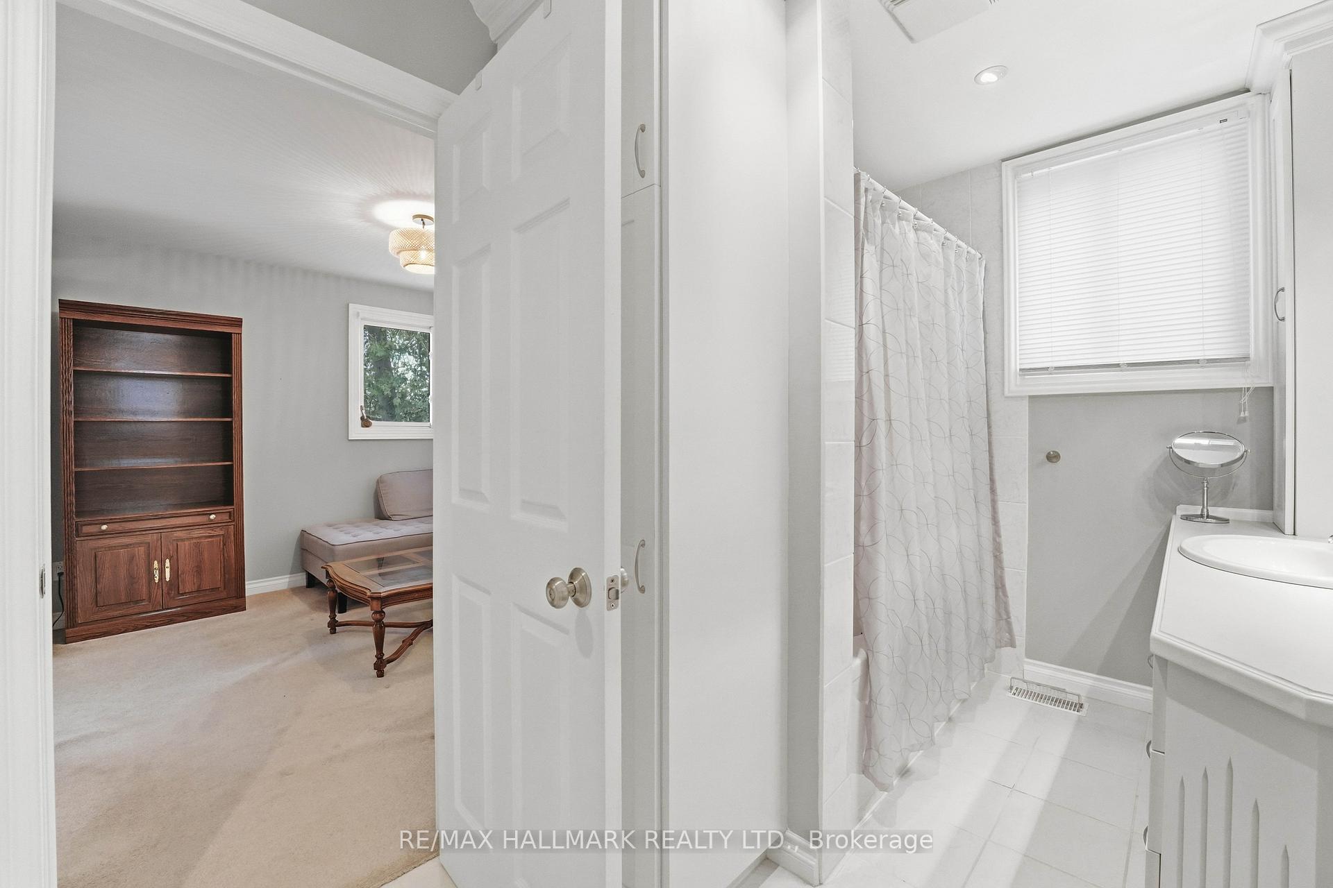 Photo 32 of 104 Riverbank Drive, Georgina, Pefferlaw — HOMEH