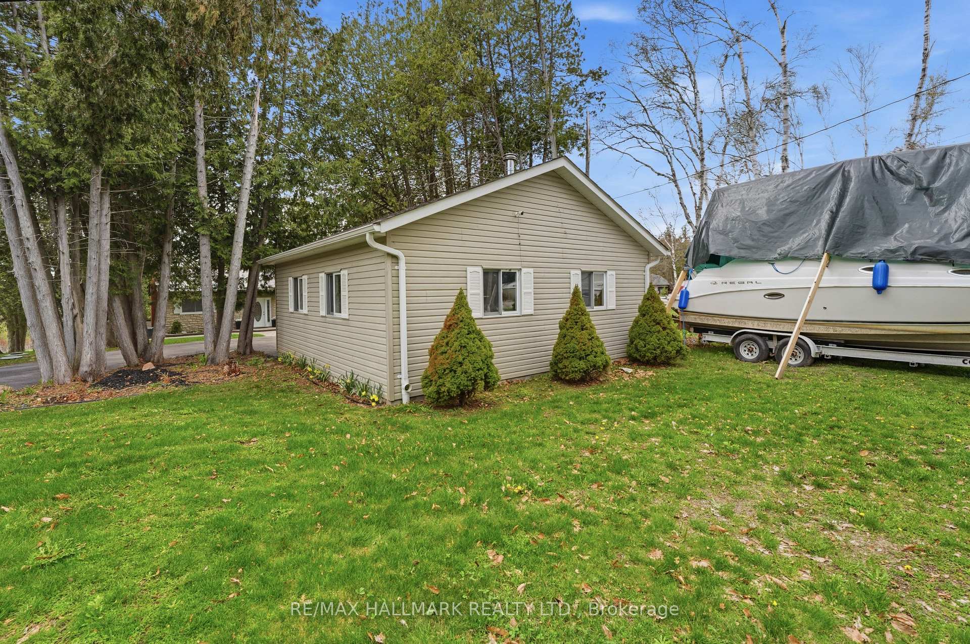 Photo 38 of 104 Riverbank Drive, Georgina, Pefferlaw — HOMEH