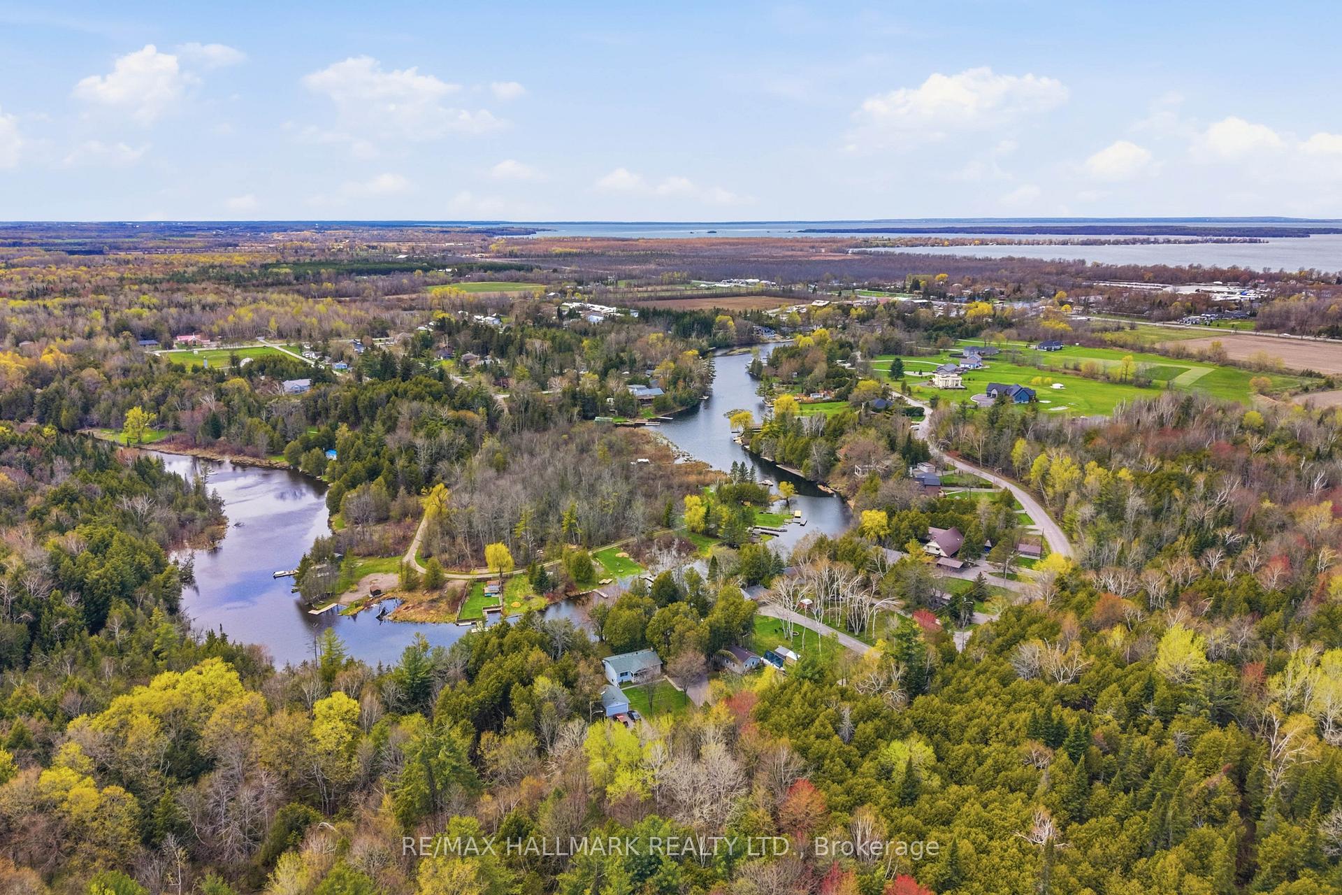 Photo 44 of 104 Riverbank Drive, Georgina, Pefferlaw — HOMEH