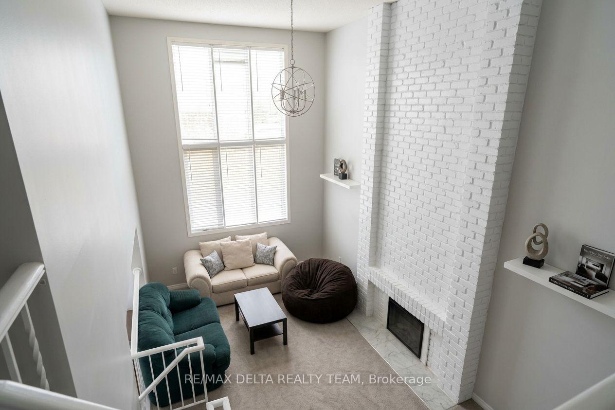 Photo 10 of 24 Raftus Square, Ottawa, Barrhaven - Pheasant Run — HOMEH
