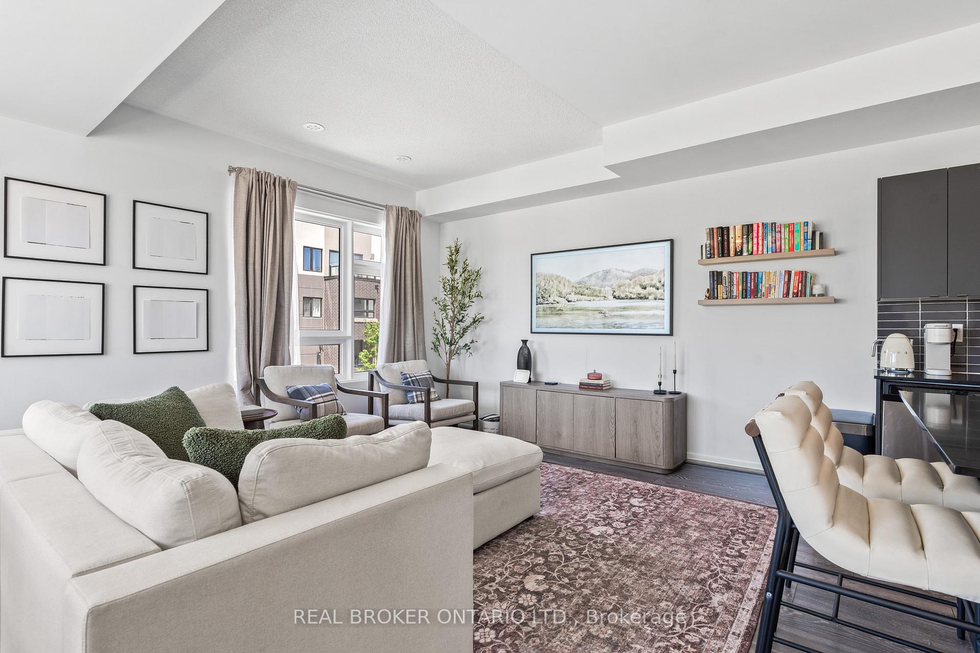 Photo 4 of Unit 1, 1121 Cooke Boulevard, Burlington, LaSalle — HOMEH
