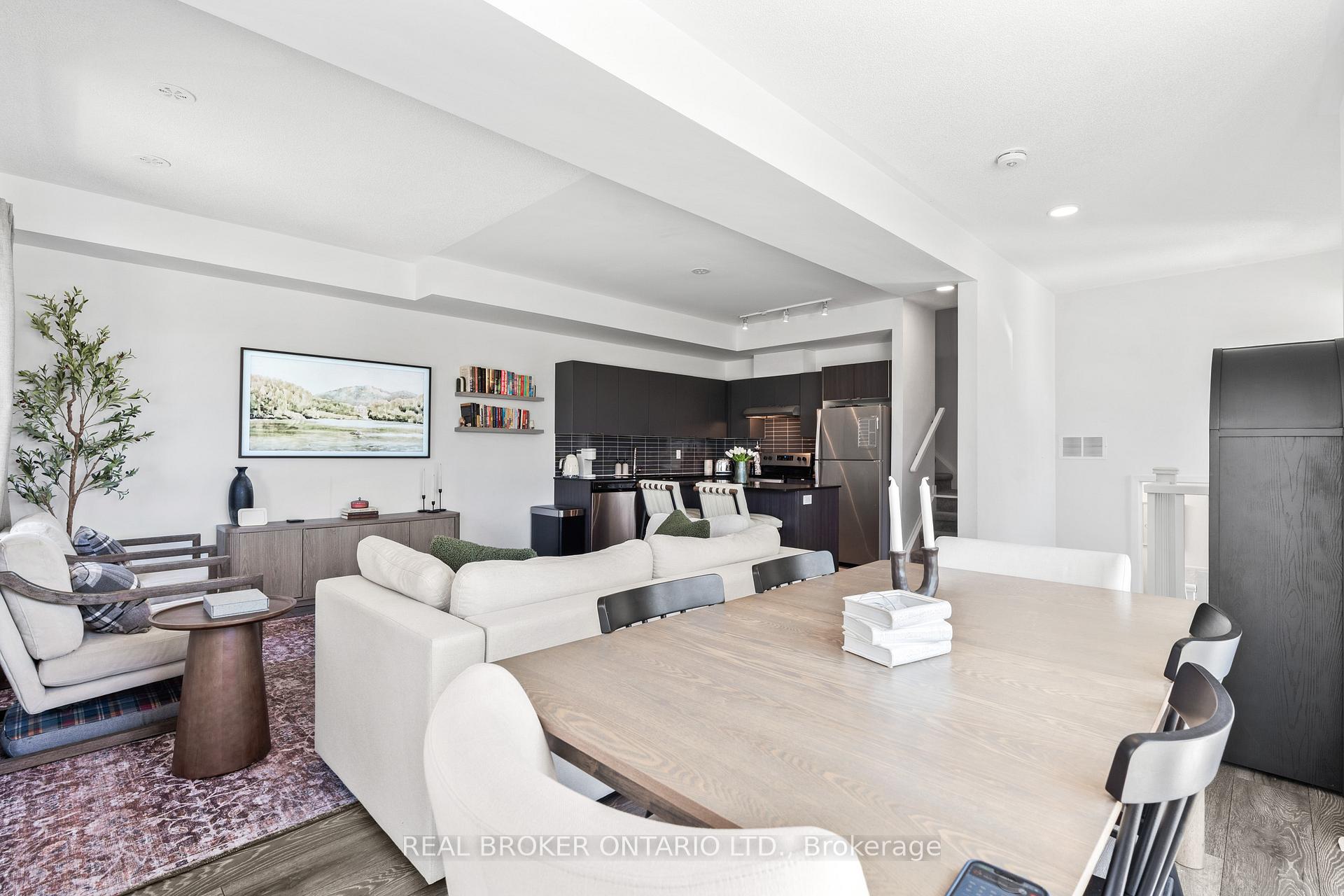 Photo 9 of Unit 1, 1121 Cooke Boulevard, Burlington, LaSalle — HOMEH