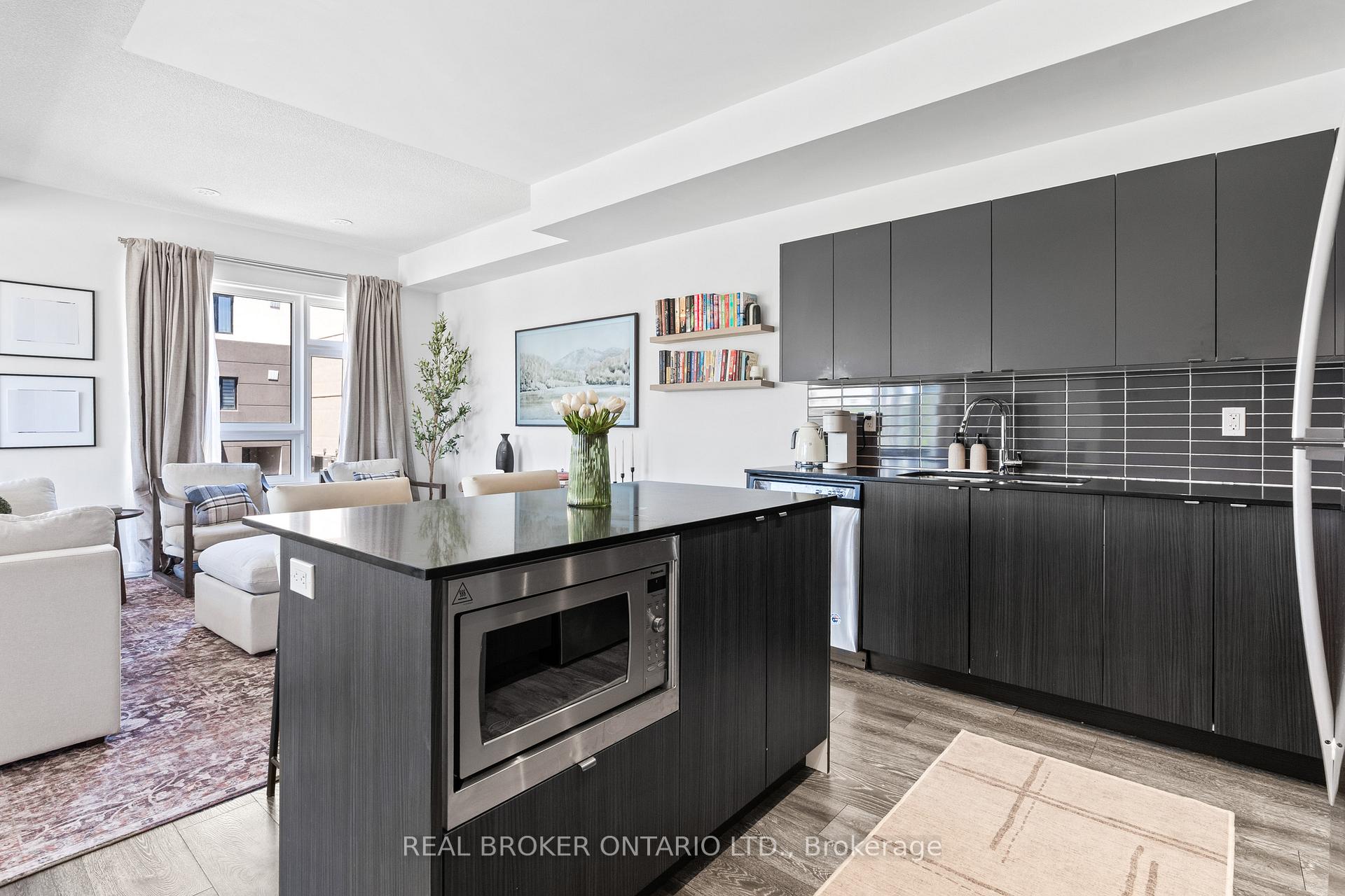 Photo 15 of Unit 1, 1121 Cooke Boulevard, Burlington, LaSalle — HOMEH