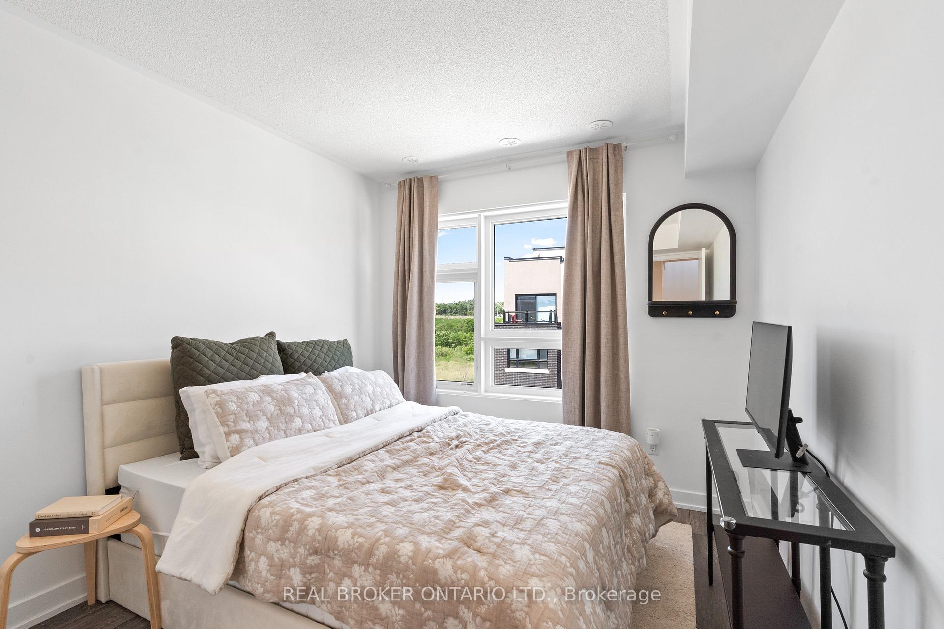 Photo 21 of Unit 1, 1121 Cooke Boulevard, Burlington, LaSalle — HOMEH