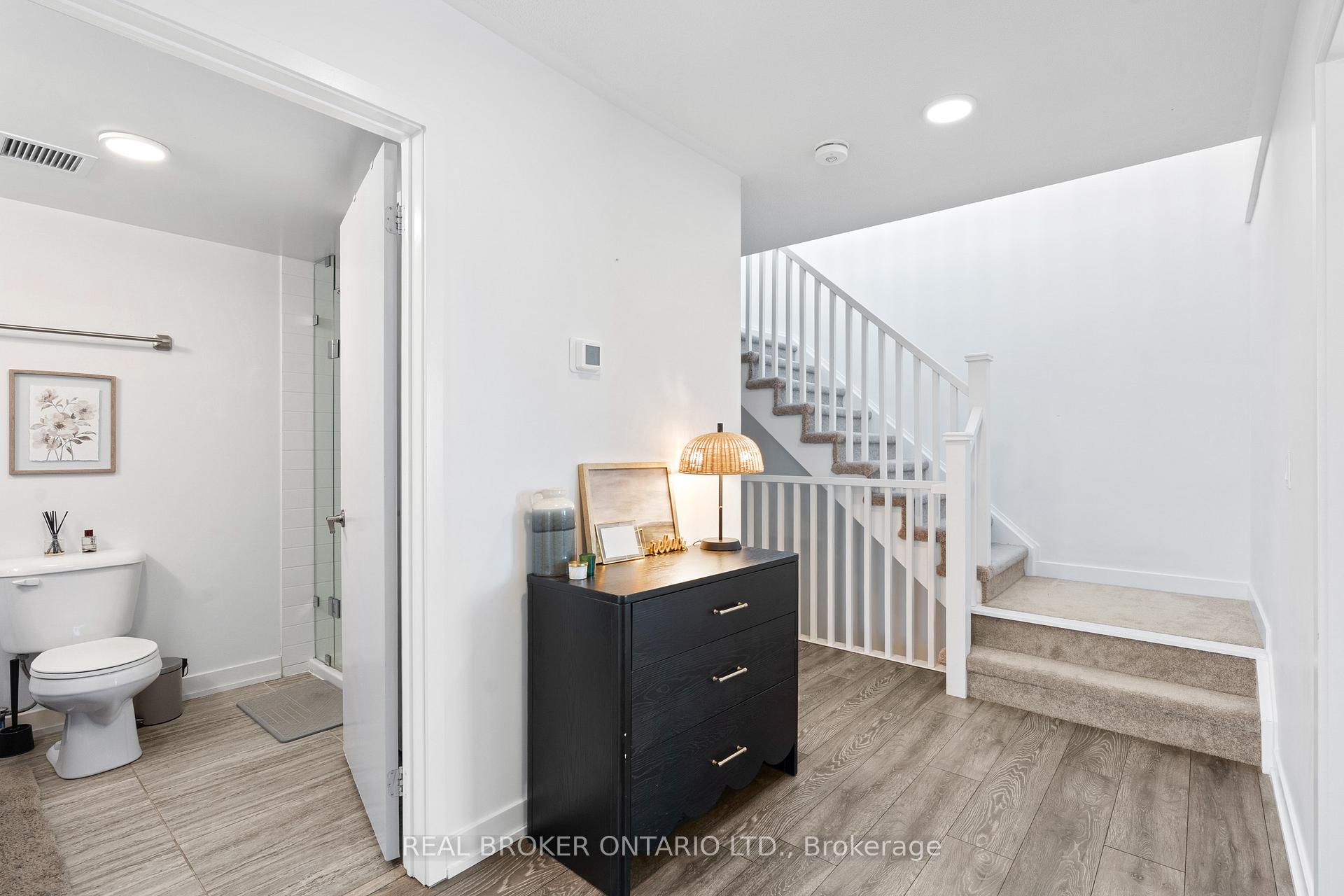 Photo 24 of Unit 1, 1121 Cooke Boulevard, Burlington, LaSalle — HOMEH