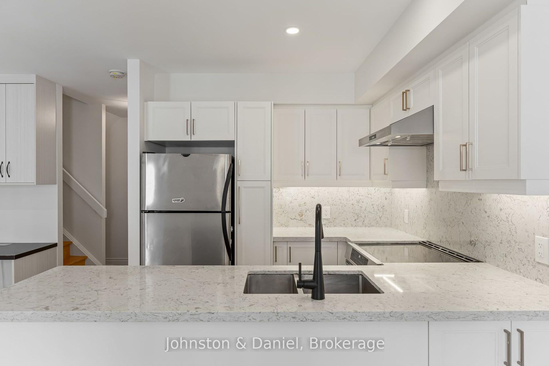 Photo 5 of Unit 615, 38 Western Battery Road W, Toronto, Niagara — HOMEH