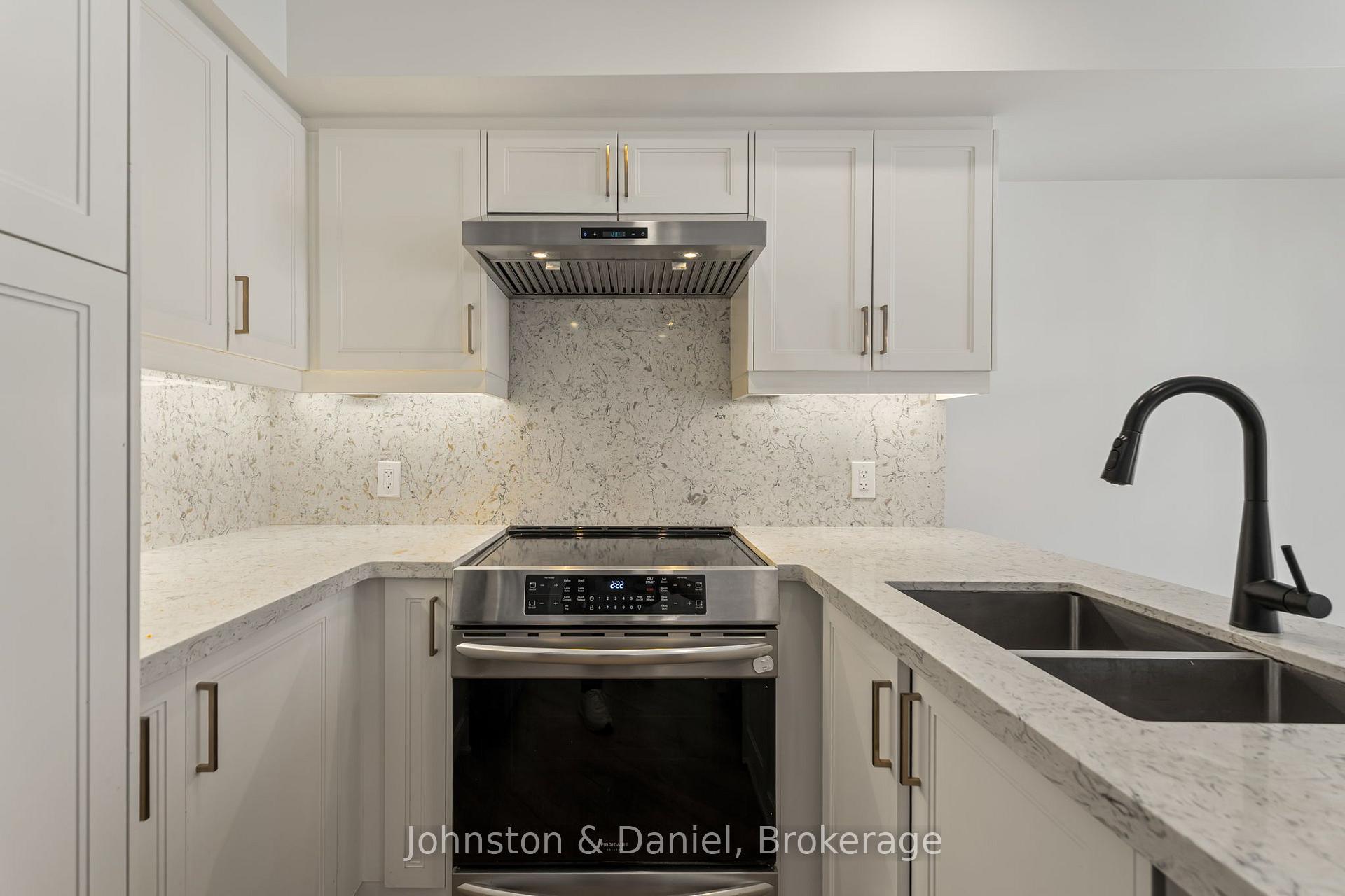 Photo 7 of Unit 615, 38 Western Battery Road W, Toronto, Niagara — HOMEH