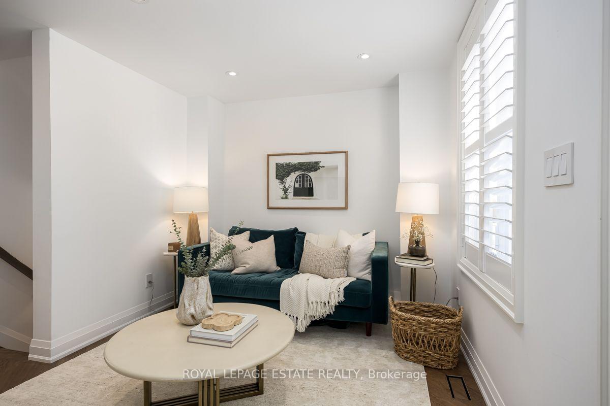 Photo 2 of 370 Silverthorn Avenue, Toronto, Keelesdale-Eglinton West — HOMEH
