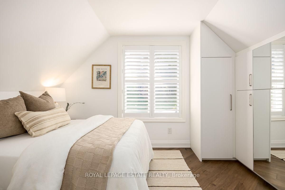 Photo 6 of 370 Silverthorn Avenue, Toronto, Keelesdale-Eglinton West — HOMEH