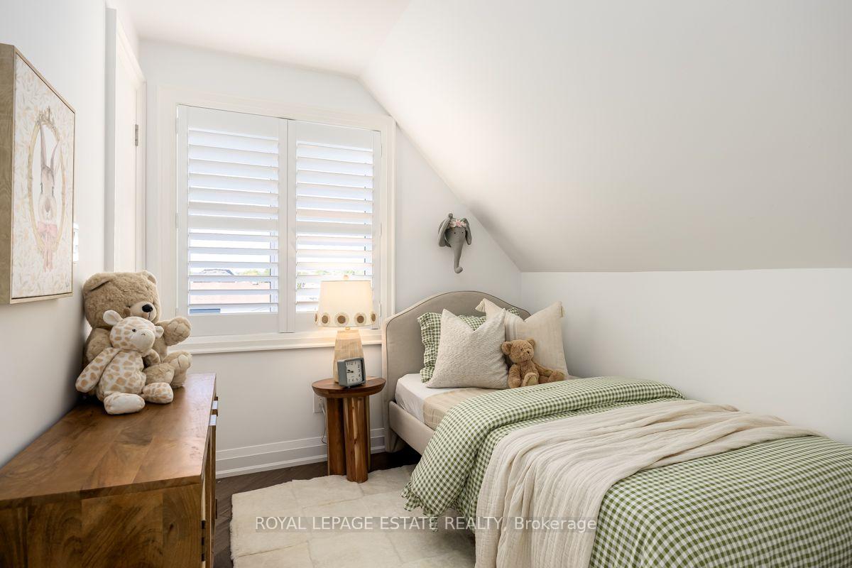 Photo 8 of 370 Silverthorn Avenue, Toronto, Keelesdale-Eglinton West — HOMEH