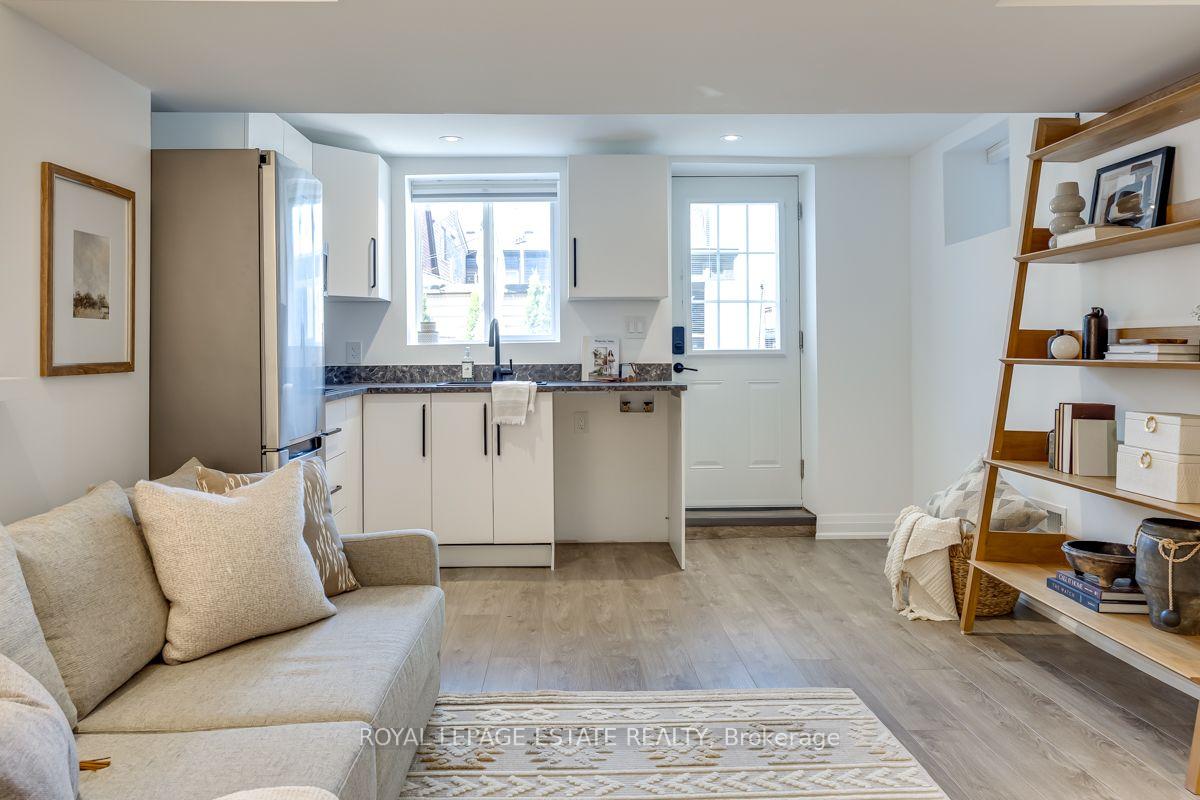 Photo 13 of 370 Silverthorn Avenue, Toronto, Keelesdale-Eglinton West — HOMEH