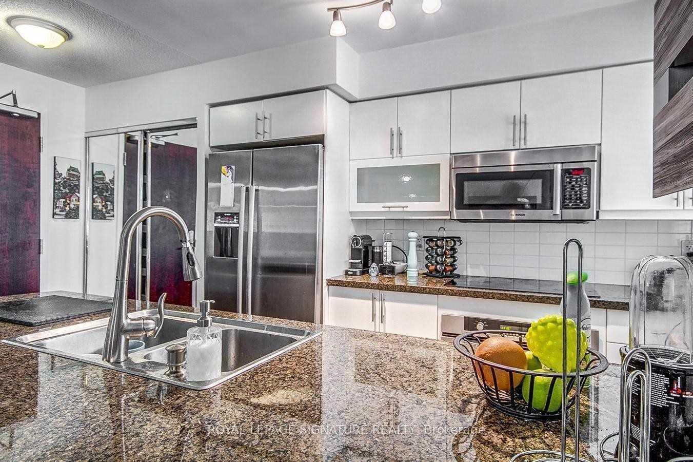 Photo 12 of Unit 503, 35 Balmuto Street, Toronto, Bay Street Corridor — HOMEH