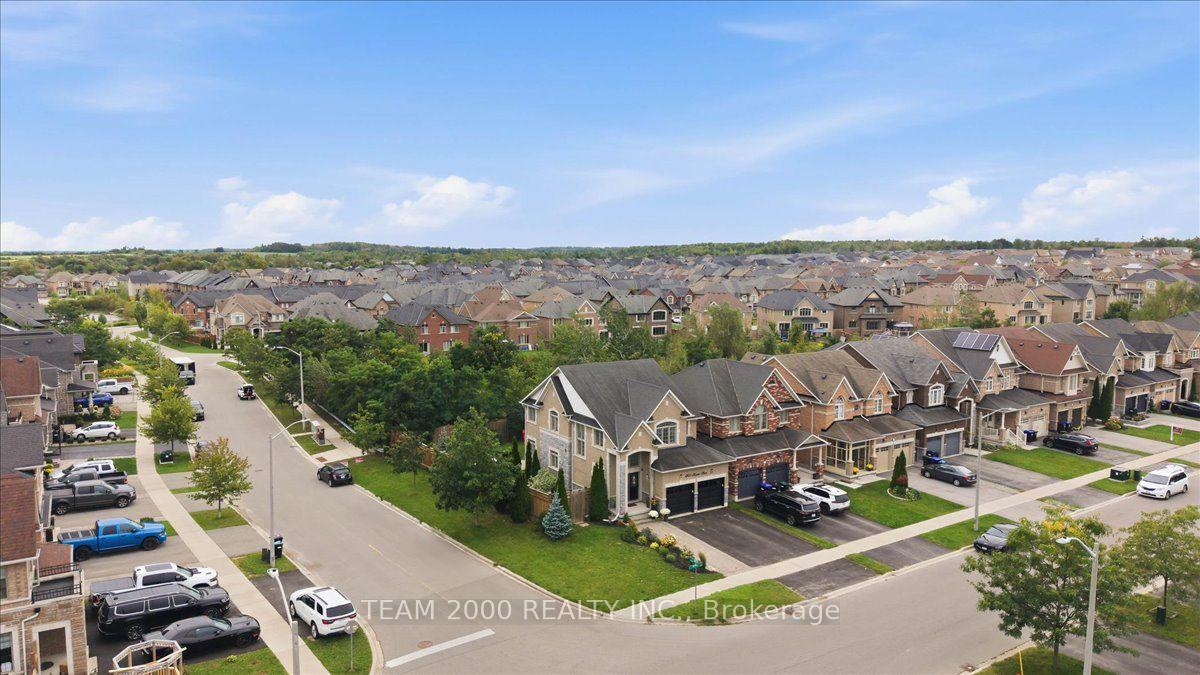 Photo 7 of 1301 Hunters Street, Innisfil, Alcona — HOMEH